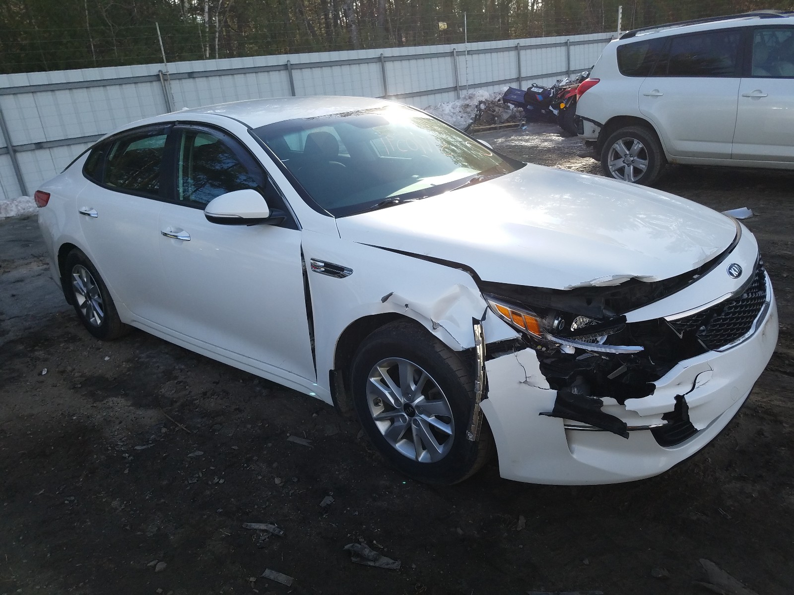Photo 1 from auction – 2016 KIA OPTIMA LX with VIN KNAGT4L3XG5070716