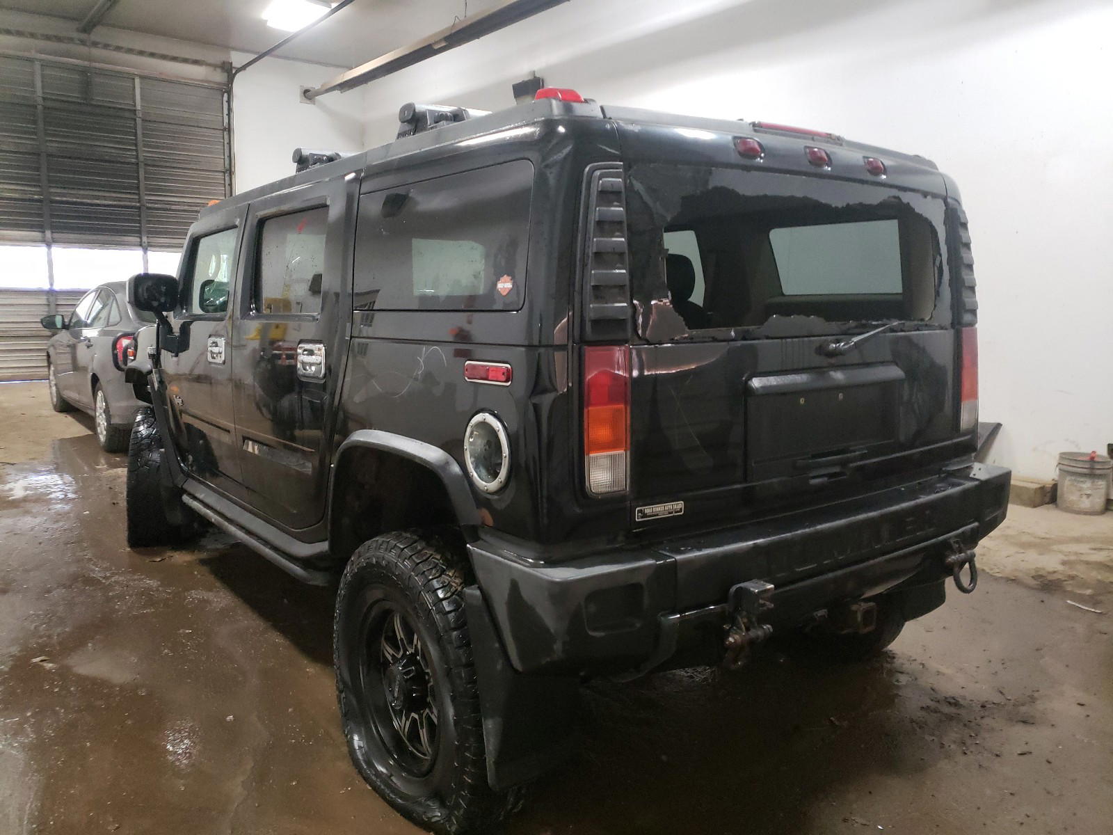 Photo 3 from auction – 2003 HUMMER H2 with VIN 5GRGN23UX3H145500