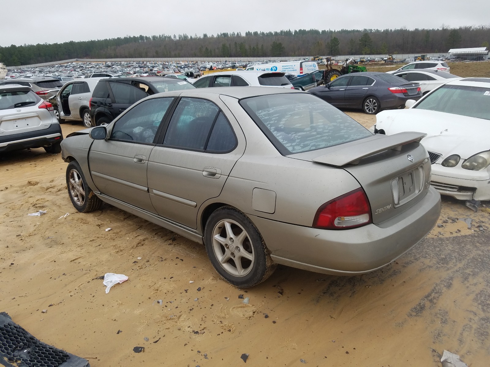 Photo 3 from auction – 2001 NISSAN SENTRA SE with VIN 3N1BB51D51L113936
