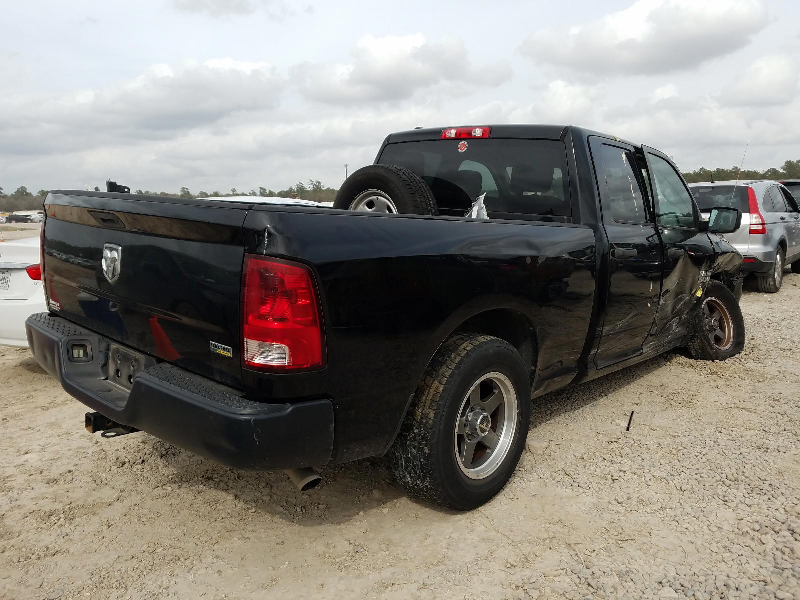 Photo 4 from auction – 2013 RAM 1500 ST with VIN 1C6RR6FG1DS528720