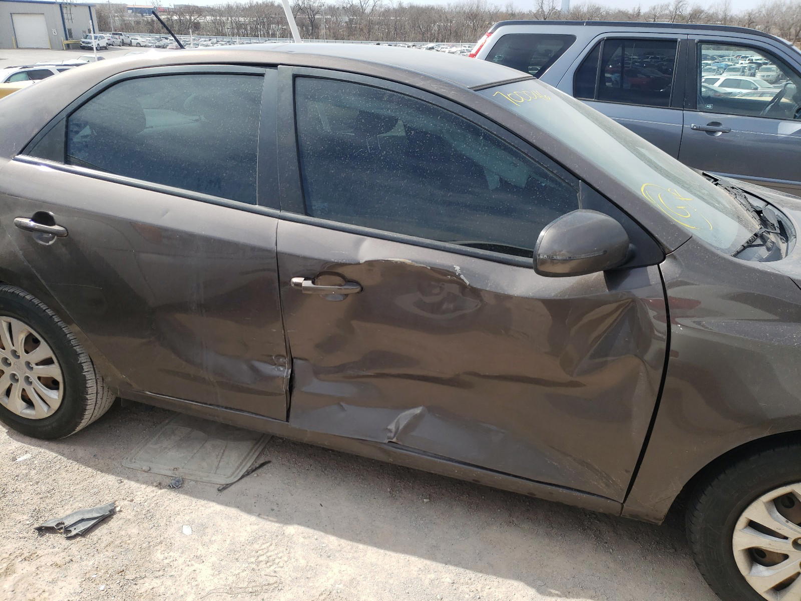 Photo 9 from auction – 2013 KIA FORTE EX with VIN KNAFU4A20D5700046