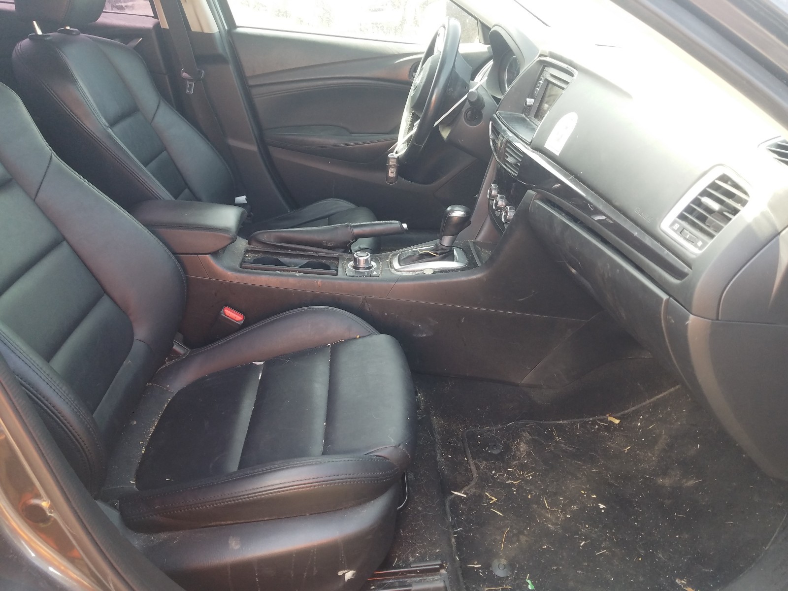 Photo 5 from auction – 2015 MAZDA 6 TOURING with VIN JM1GJ1V50F1197762