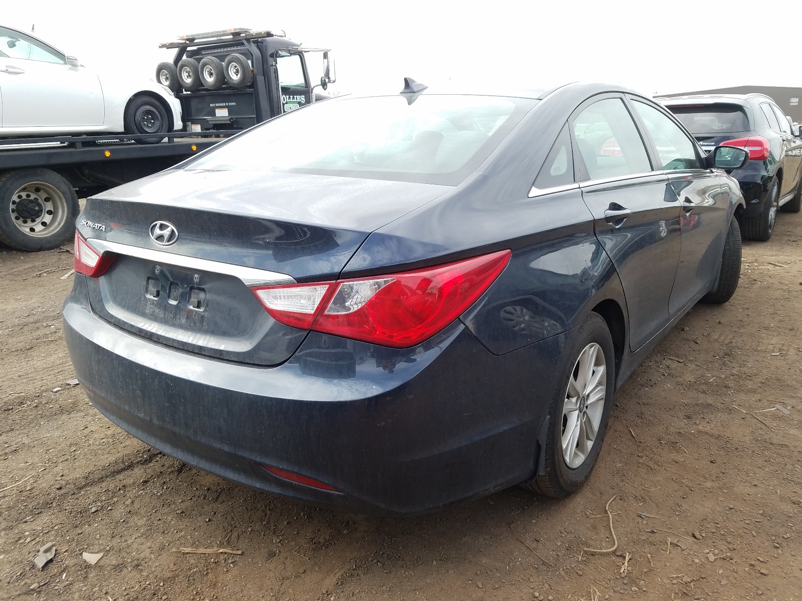 Photo 4 from auction – 2013 HYUNDAI SONATA GLS with VIN 5NPEB4AC8DH641728