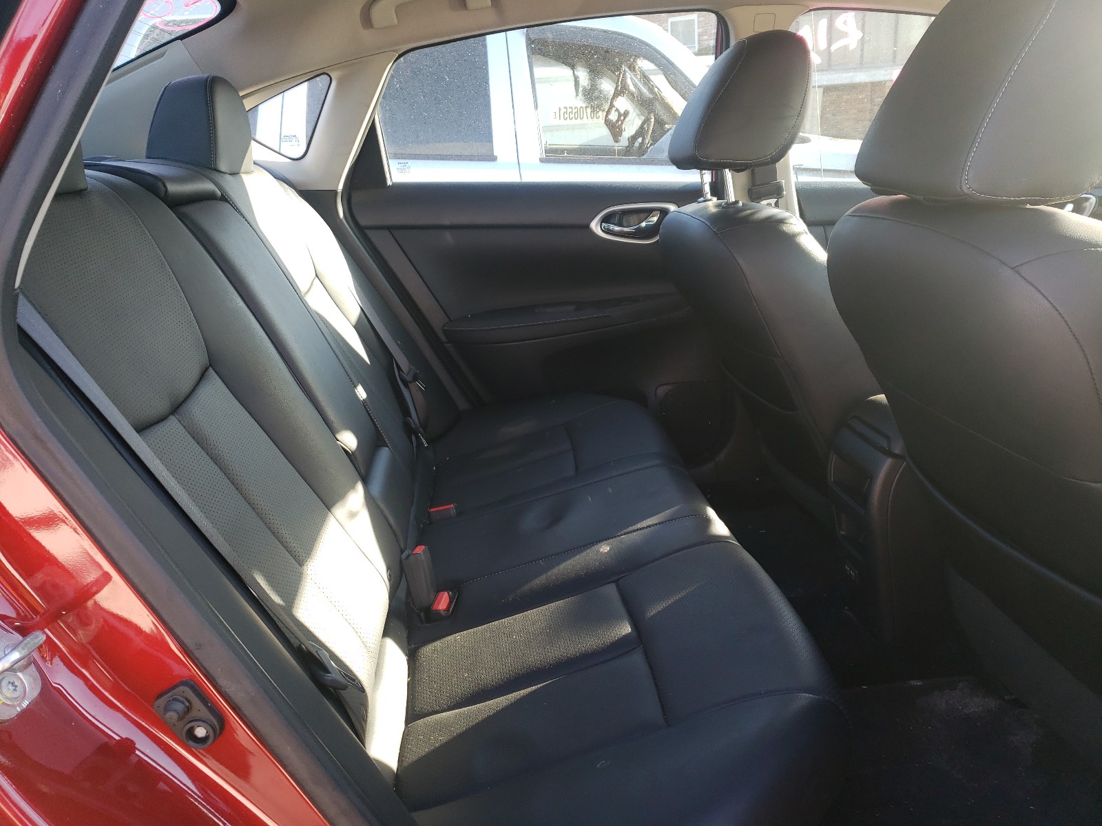 Photo 6 from auction – 2017 NISSAN SENTRA with VIN 3N1AB7AP0HY401264