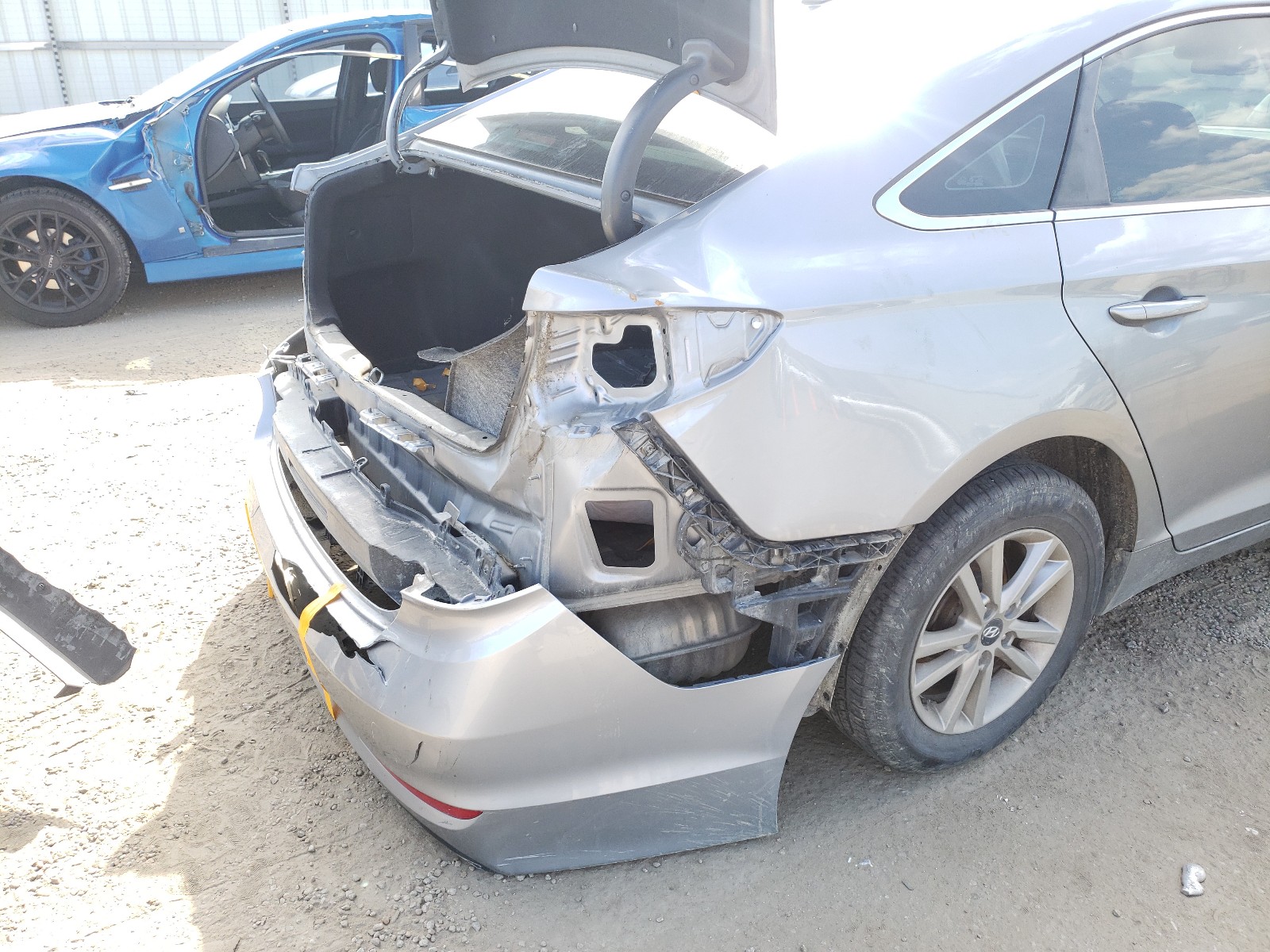 Photo 9 from auction – 2017 HYUNDAI SONATA SE with VIN 5NPE24AF5HH511888