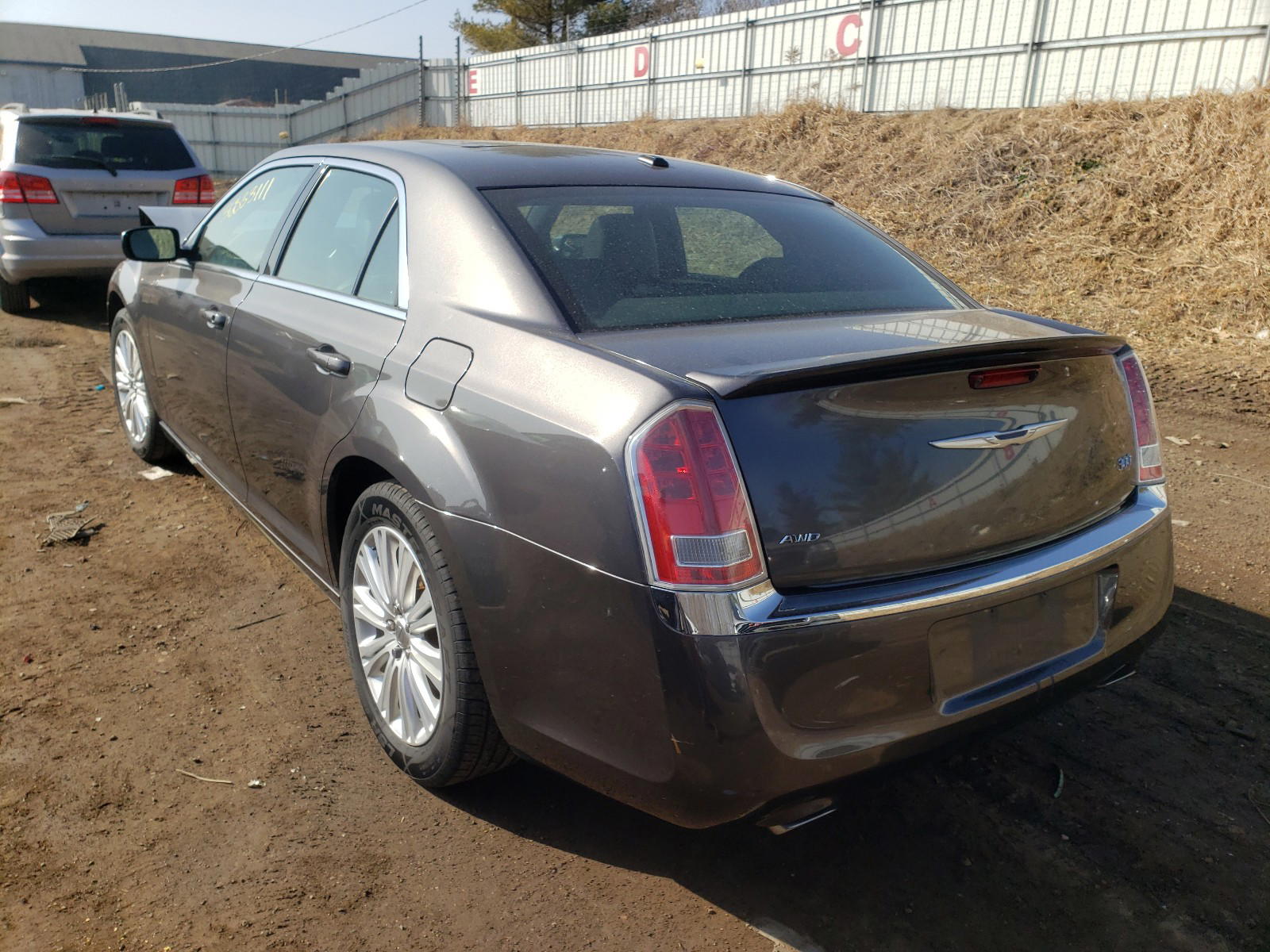 Photo 3 from auction – 2014 CHRYSLER 300 with VIN 2C3CCARGXEH280432