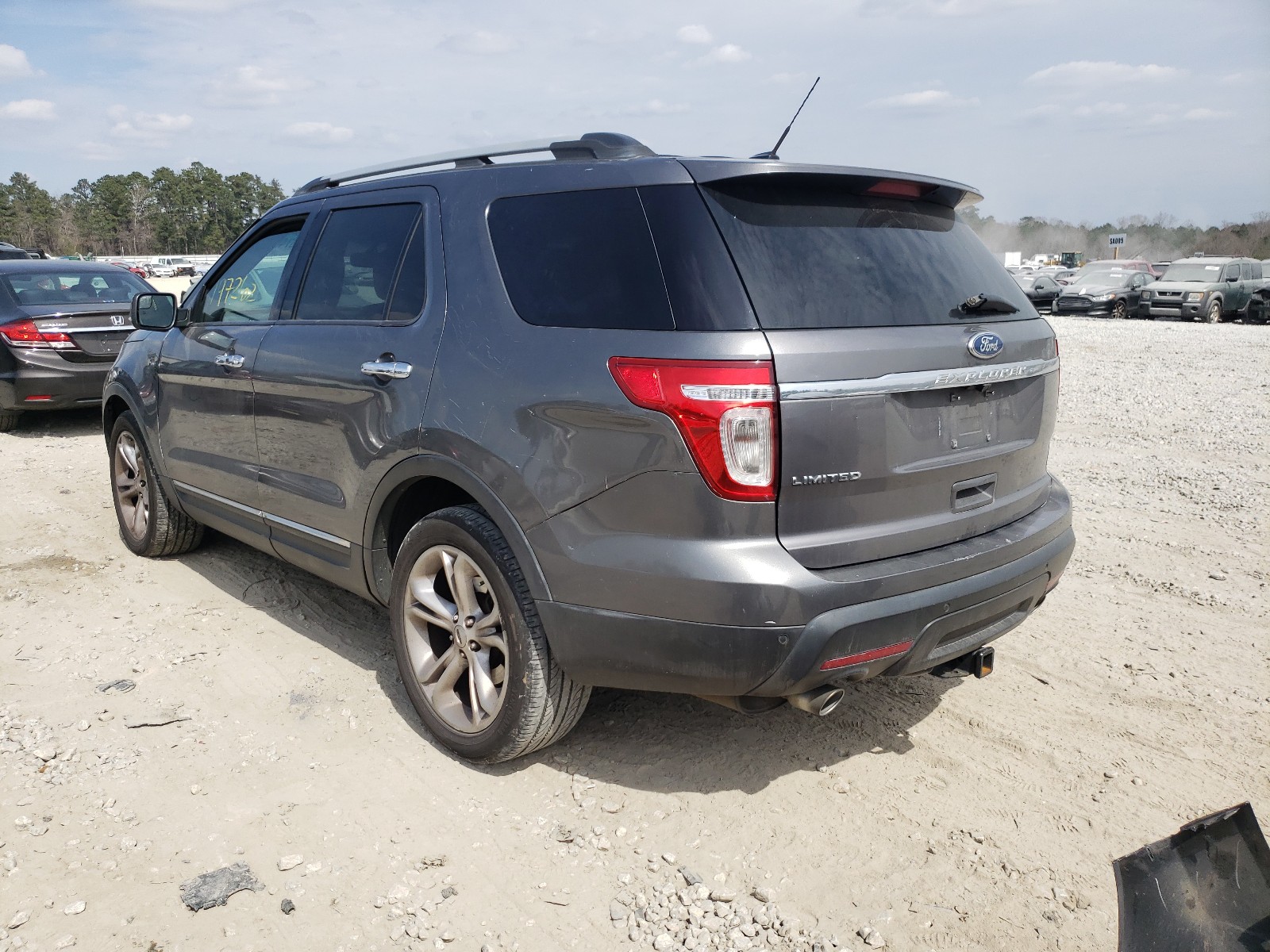 صورة رقم 3 من المزاد - 2011 FORD EXPLORER L مع VIN 1FMHK7F84BGA14055