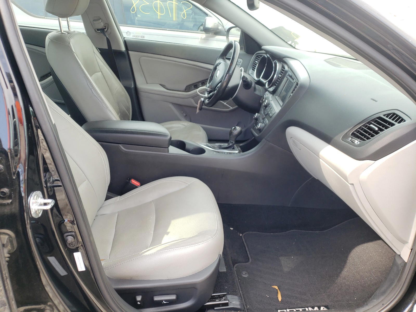 Photo 5 from auction – 2013 KIA OPTIMA EX with VIN 5XXGN4A73DG165595