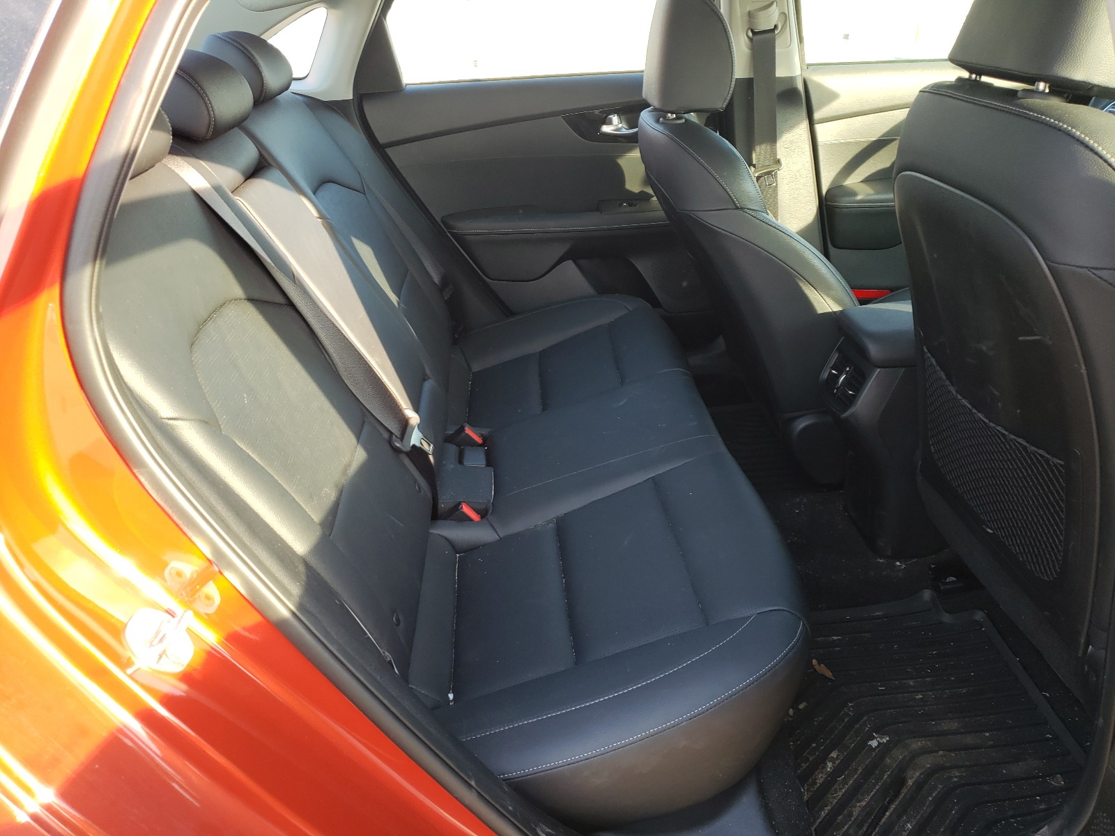 Photo 6 from auction – 2019 KIA FORTE EX with VIN 3KPF54AD8KE058484