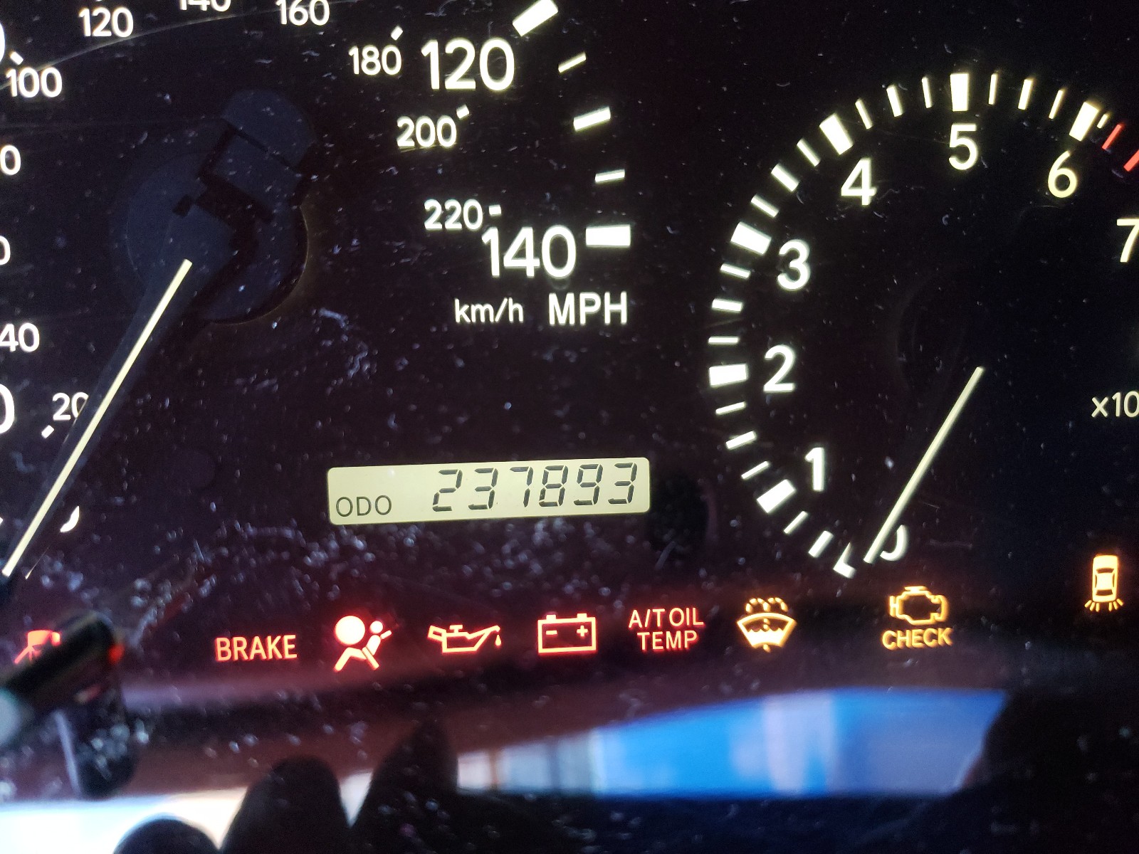 Photo 8 from auction – 2003 LEXUS RX 300 with VIN JTJHF10U530296998