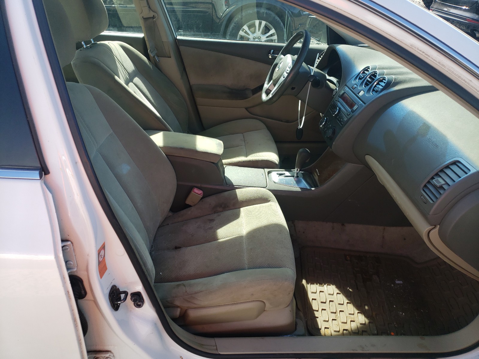 Photo 5 from auction – 2008 NISSAN ALTIMA with VIN 1N4AL21E38N445886