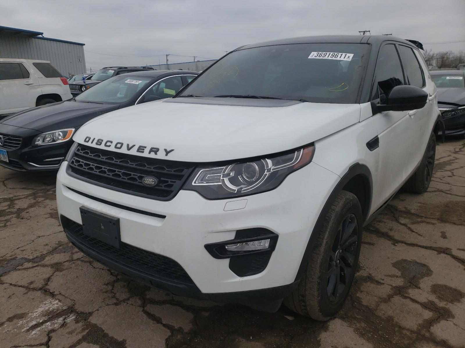 Photo 2 from auction – 2016 ROVER DISCOVERY with VIN SALCR2BG9GH625333