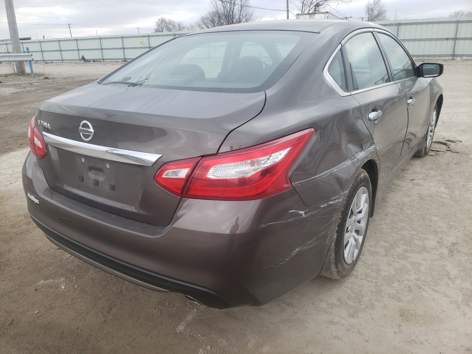 Photo 4 from auction – 2016 NISSAN ALTIMA 2.5 with VIN 1N4AL3APXGN353518
