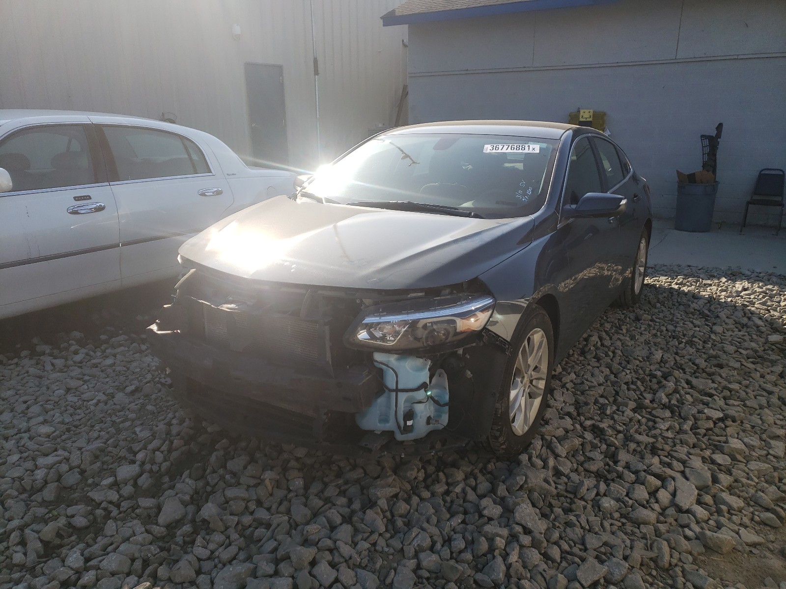Photo 2 from auction – 2018 CHEVROLET MALIBU LT with VIN 1G1ZD5ST9JF254605
