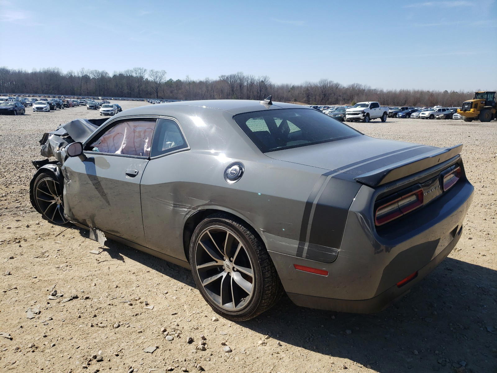 Photo 3 from auction – 2017 DODGE CHALLENGER with VIN 2C3CDZFJXHH666347