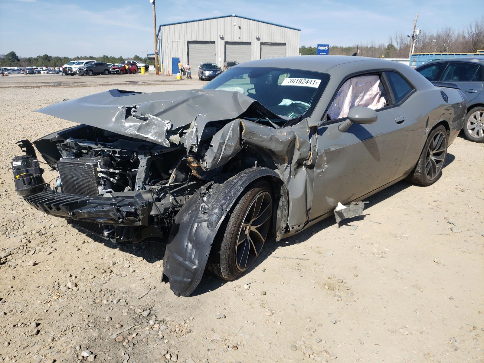 Photo 2 from auction – 2017 DODGE CHALLENGER with VIN 2C3CDZFJXHH666347