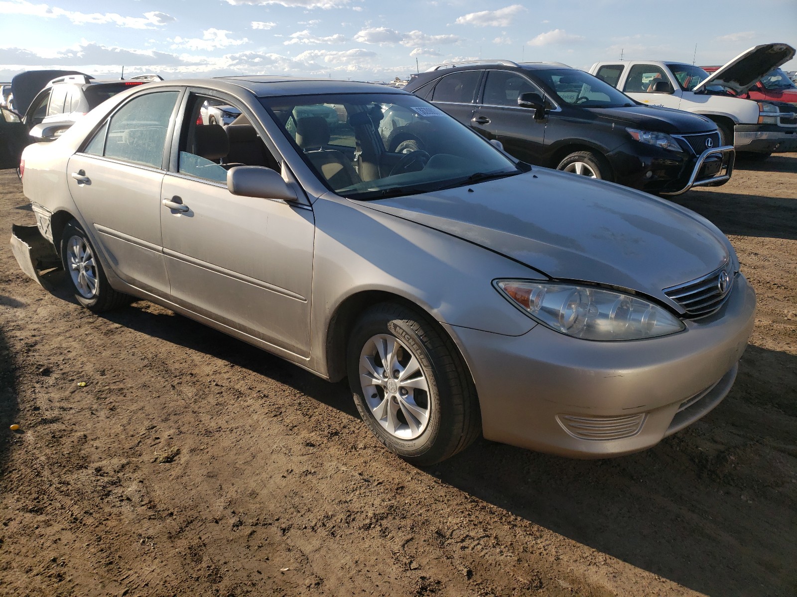 TOYOTA CAMRY LE 2006 with VIN 4T1BF32K96U623010 - Photo from auction