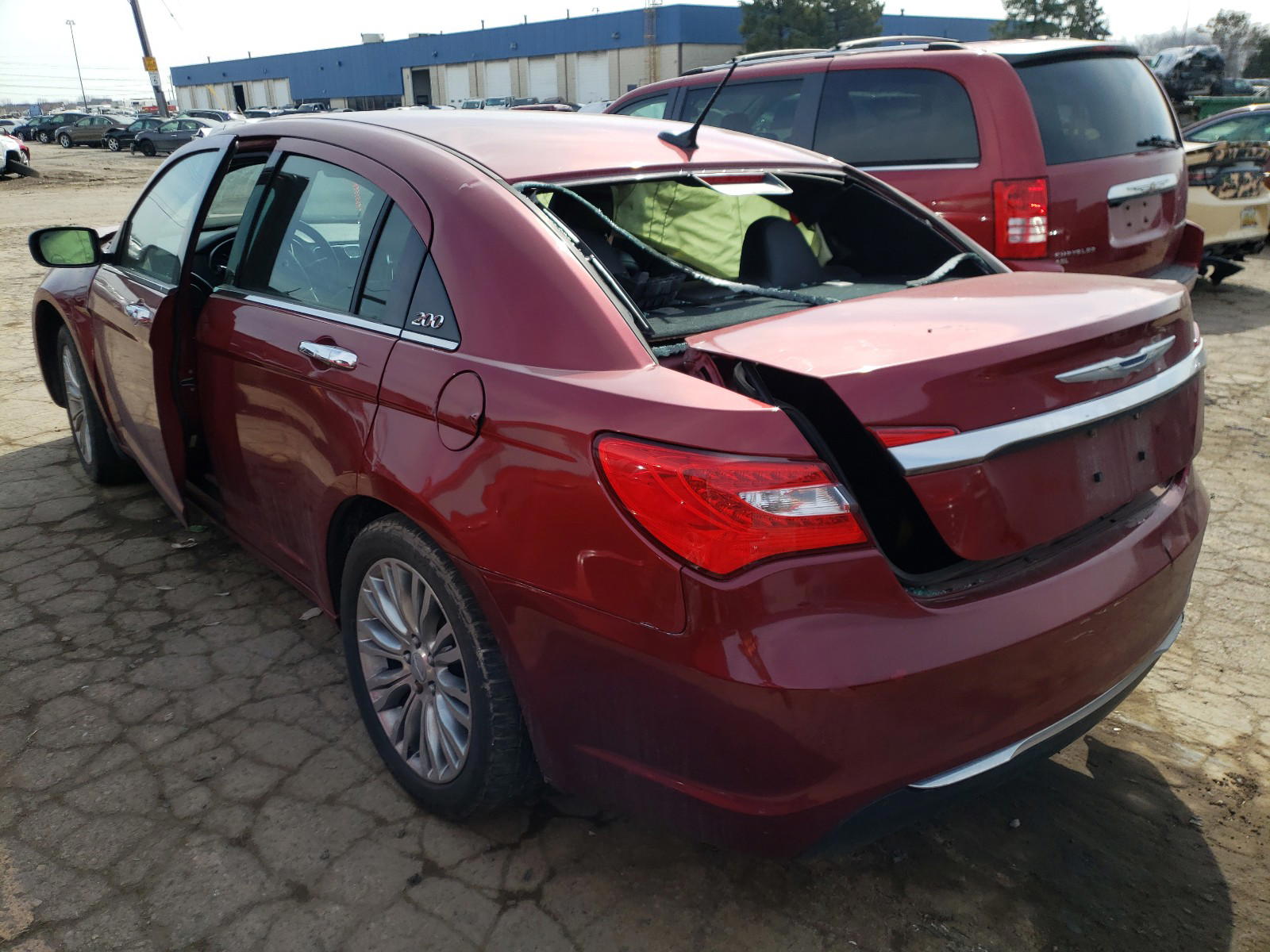 Photo 3 from auction – 2012 CHRYSLER 200 LIMITE with VIN 1C3CCBCB2CN162284