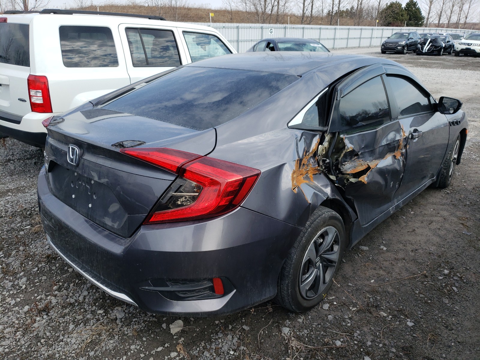 Photo 4 from auction – 2019 HONDA CIVIC LX with VIN 2HGFC2F56KH002058