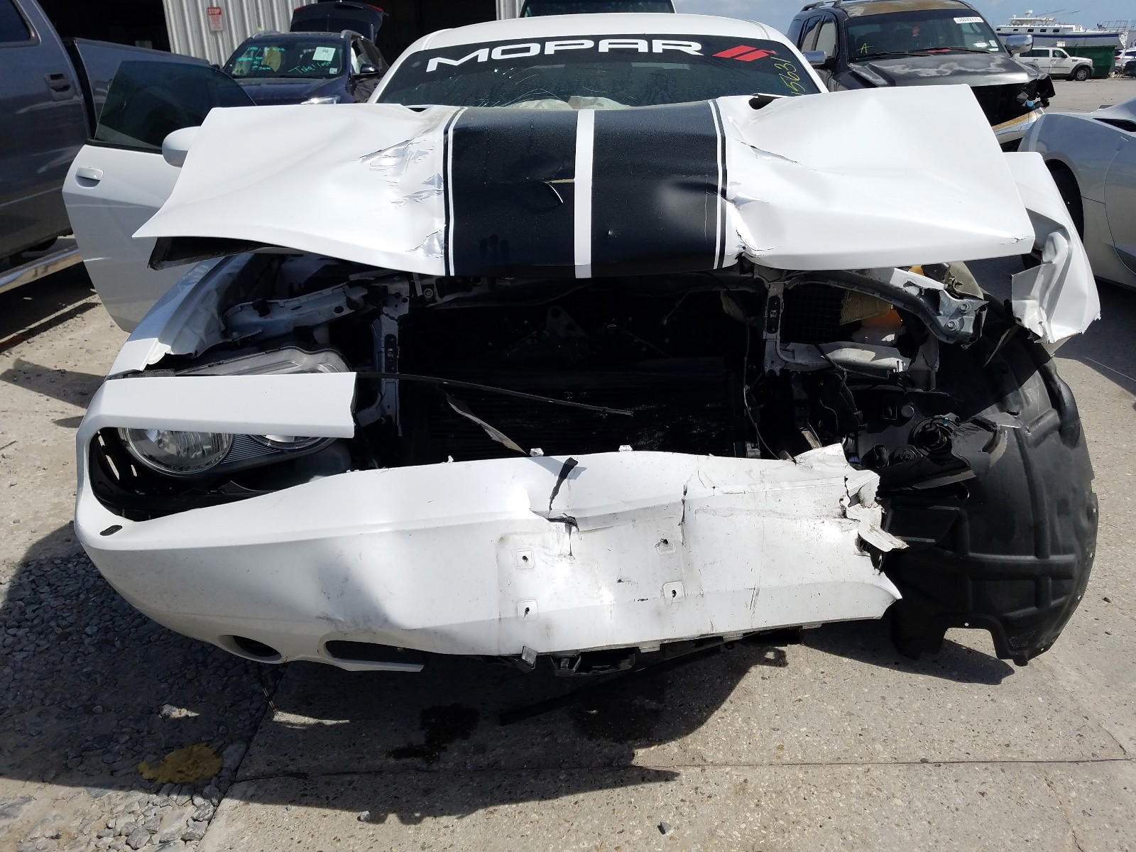 Photo 9 from auction – 2014 DODGE CHALLENGER with VIN 2C3CDYAG8EH107445