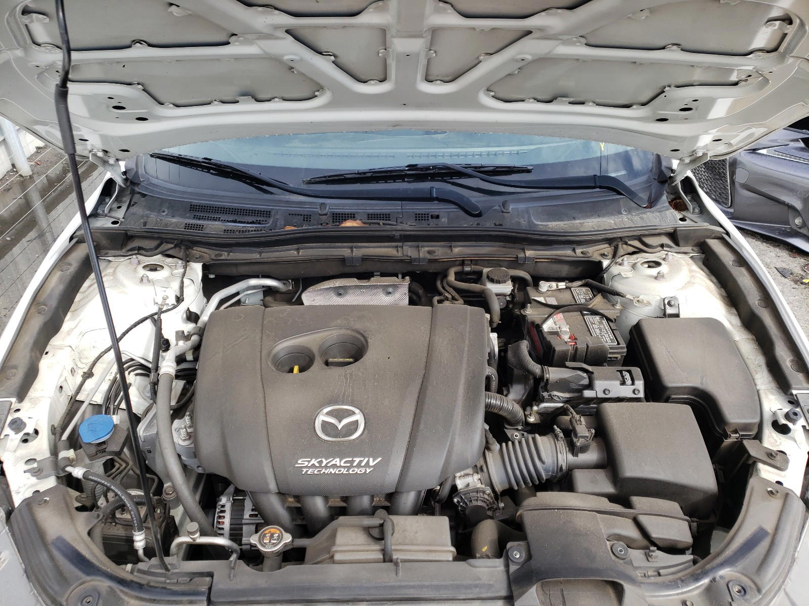 Photo 7 from auction – 2015 MAZDA 3 TOURING with VIN JM1BM1V76F1259152