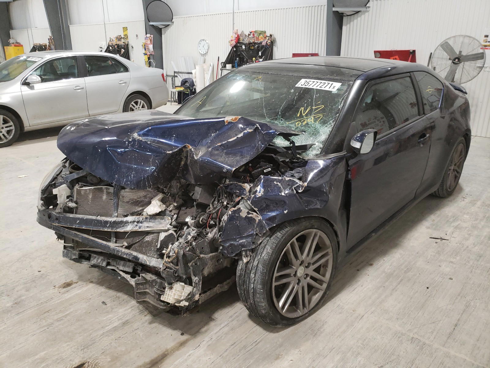 Photo 2 from auction – 2012 TOYOTA SCION TC with VIN JTKJF5C76C3040247