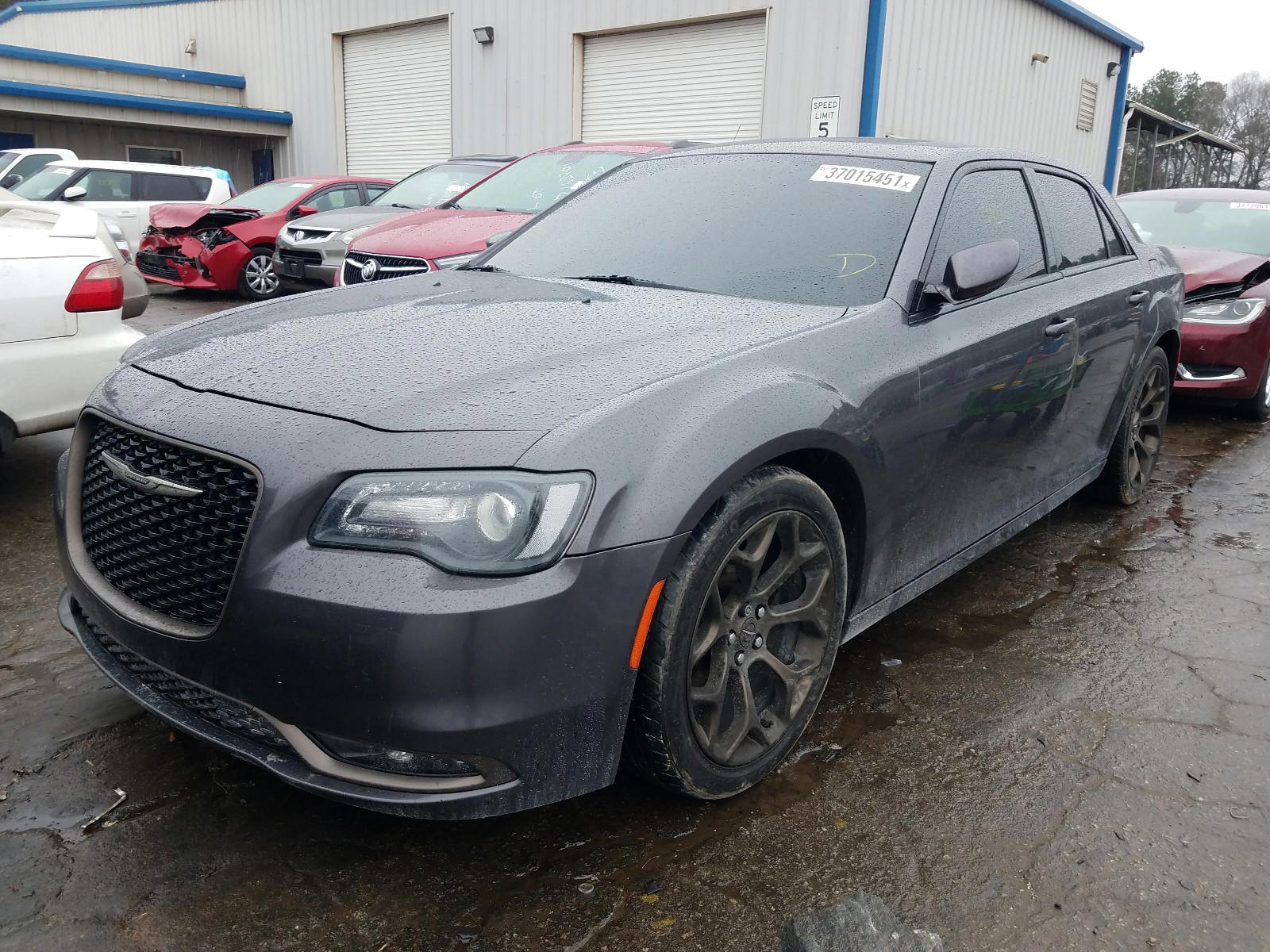 Photo 2 from auction – 2016 CHRYSLER 300 S with VIN 2C3CCABG2GH269759