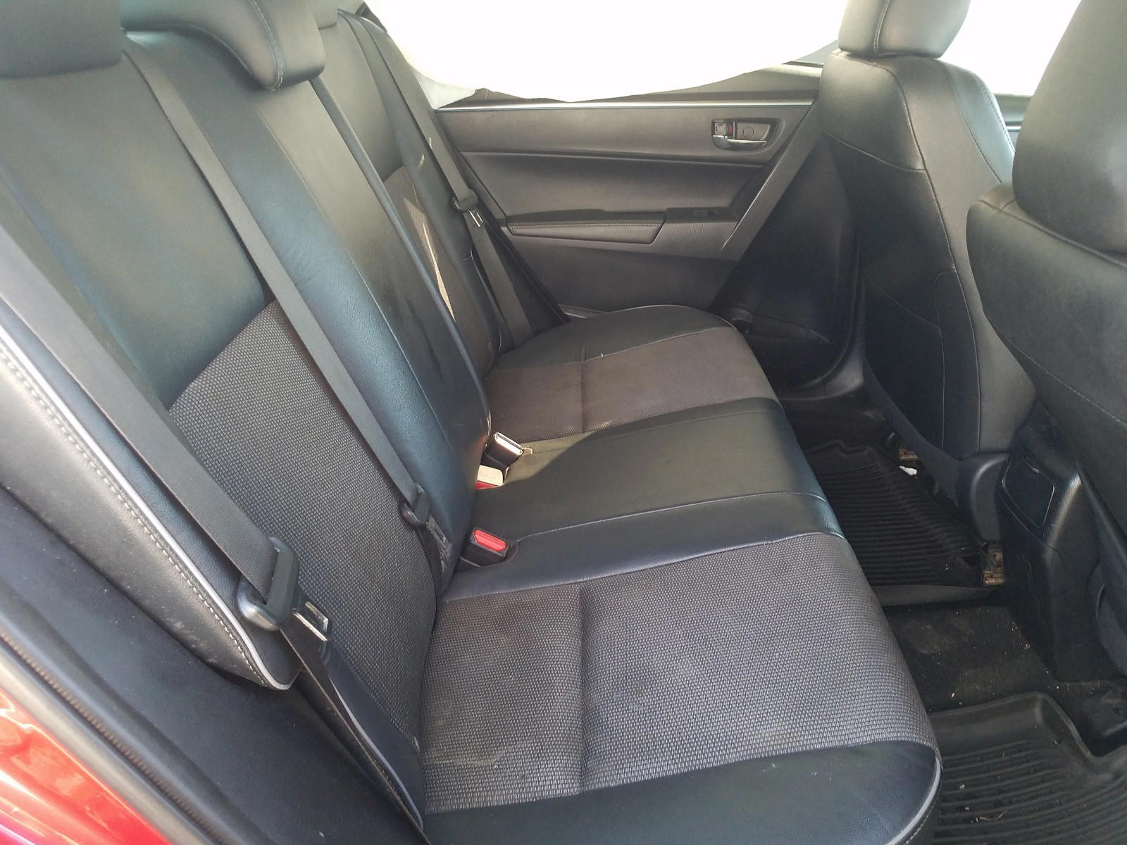 Photo 6 from auction – 2014 TOYOTA COROLLA L with VIN 2T1BURHE0EC050010