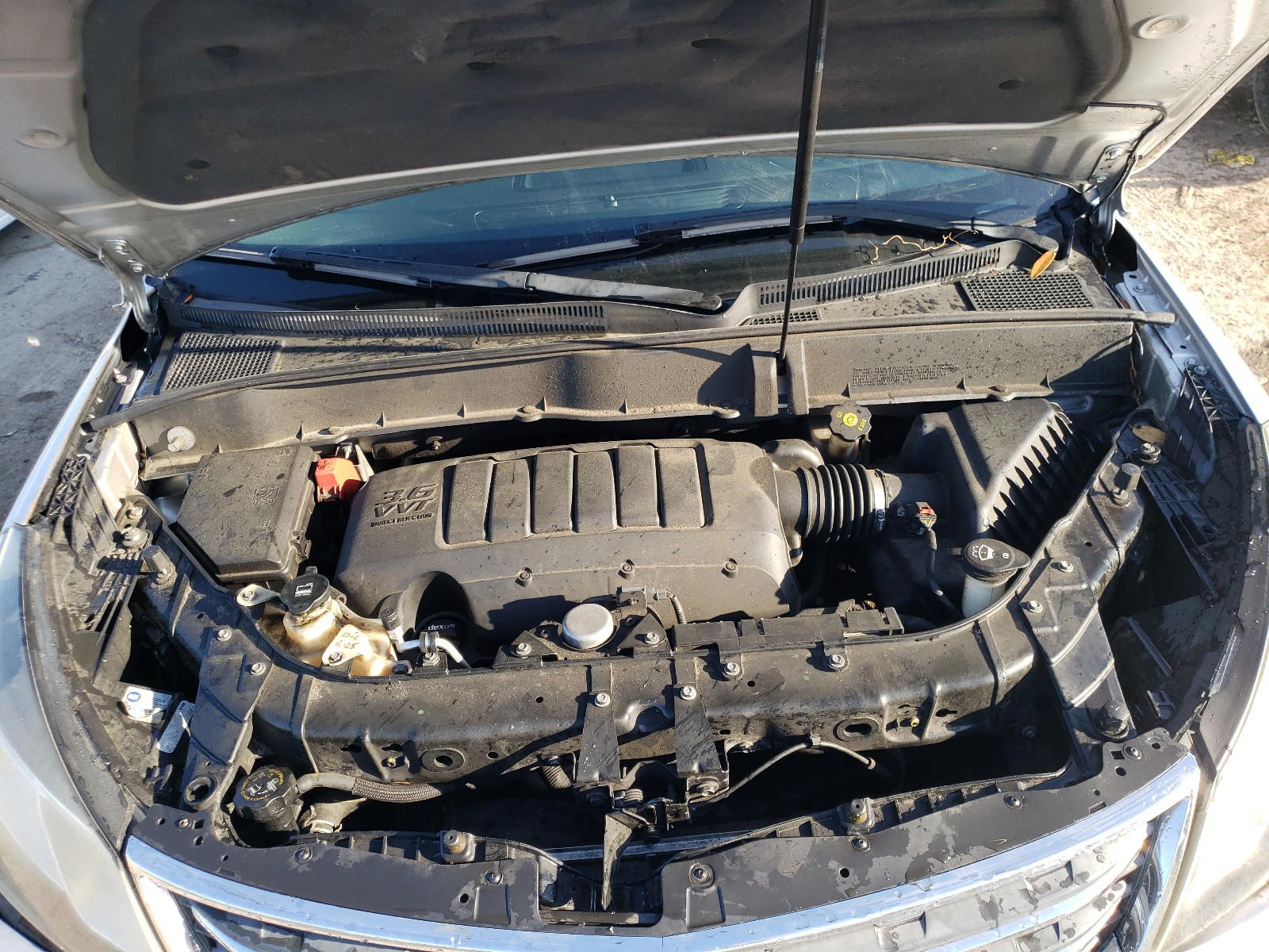 Photo 7 from auction – 2014 CHEVROLET TRAVERSE L with VIN 1GNKRGKD0EJ375810