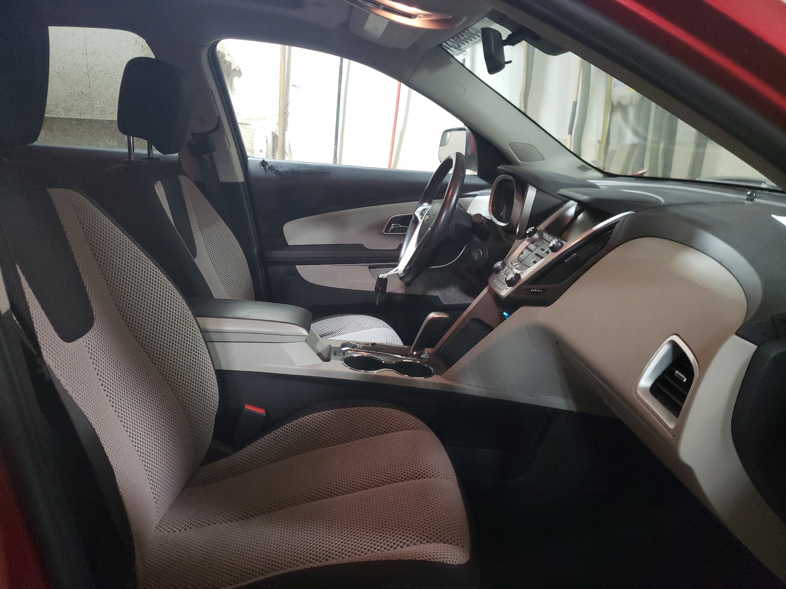 Photo 5 from auction – 2013 CHEVROLET EQUINOX LT with VIN 1GNALDEK0DZ129619