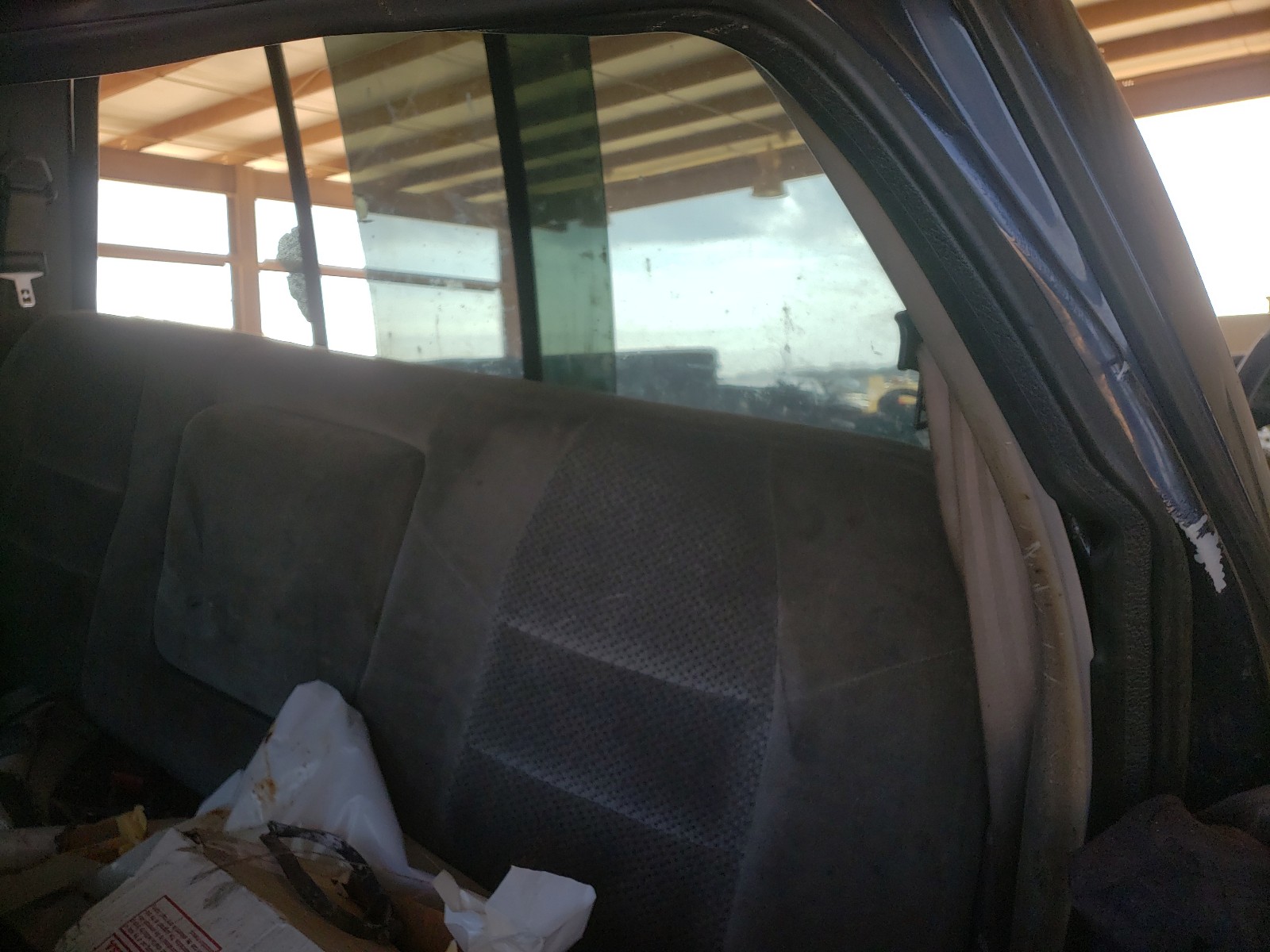 Photo 10 from auction – 2001 FORD F350 SRW S with VIN 1FTSW30F71EC06787