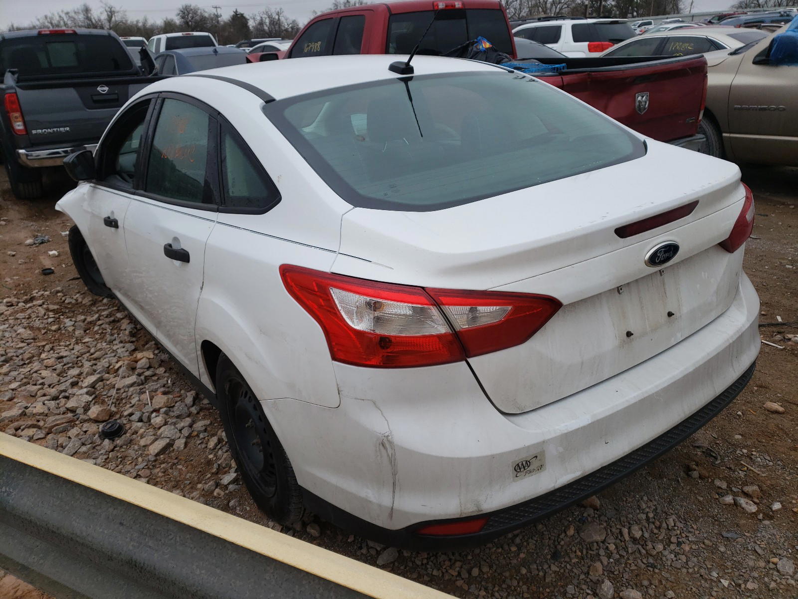 Photo 3 from auction – 2012 FORD FOCUS S with VIN 1FAHP3E24CL250232