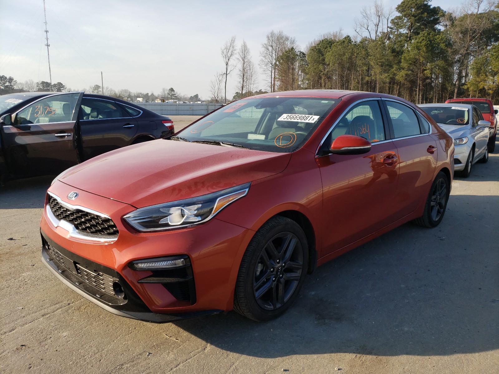 Photo 2 from auction – 2019 KIA FORTE EX with VIN 3KPF54AD8KE058484