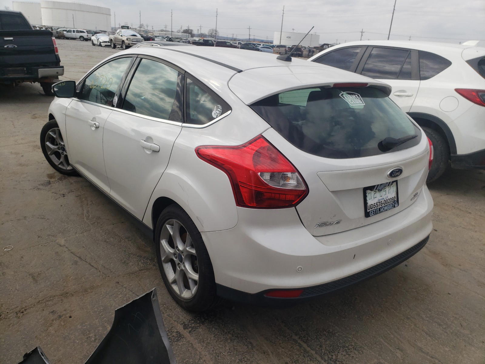 Photo 3 from auction – 2012 FORD FOCUS SEL with VIN 1FAHP3M2XCL476034