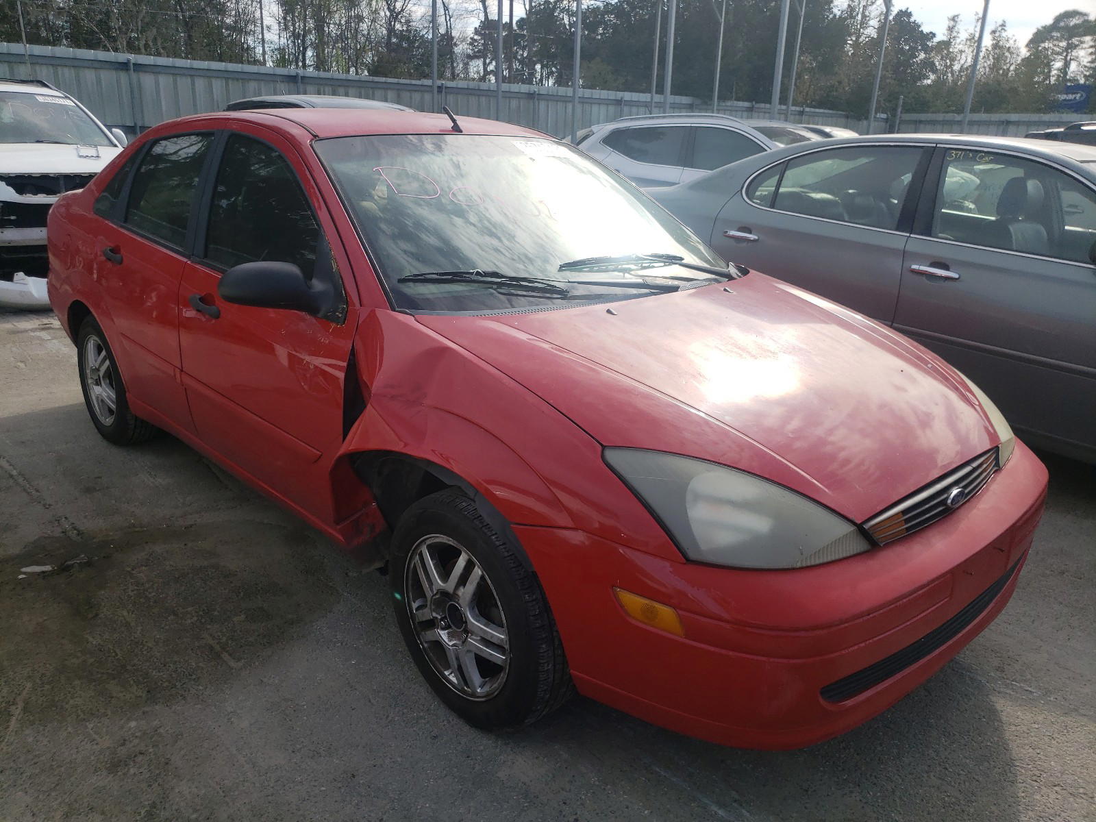 FORD FOCUS SE C 2004 with VIN 1FAFP34374W171090 - Photo from auction