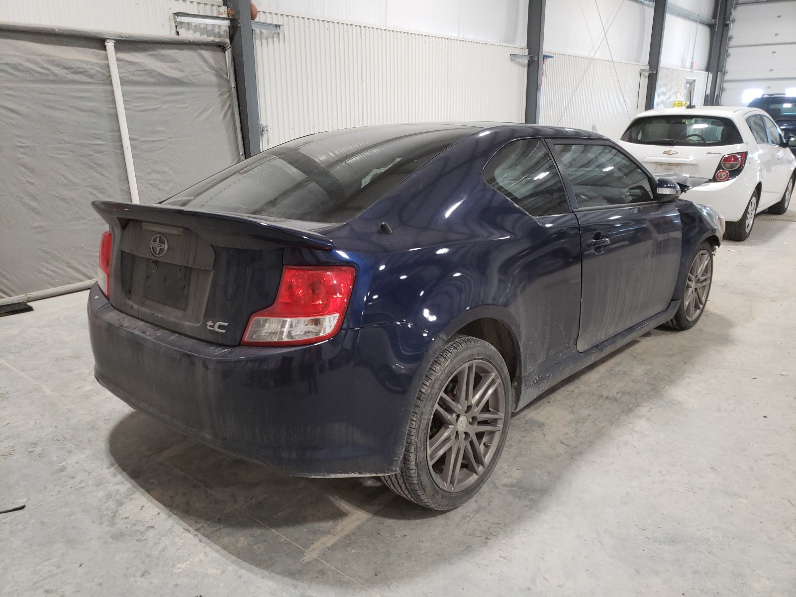 Zdjęcie 4 z aukcji – 2012 TOYOTA SCION TC z VIN JTKJF5C76C3040247