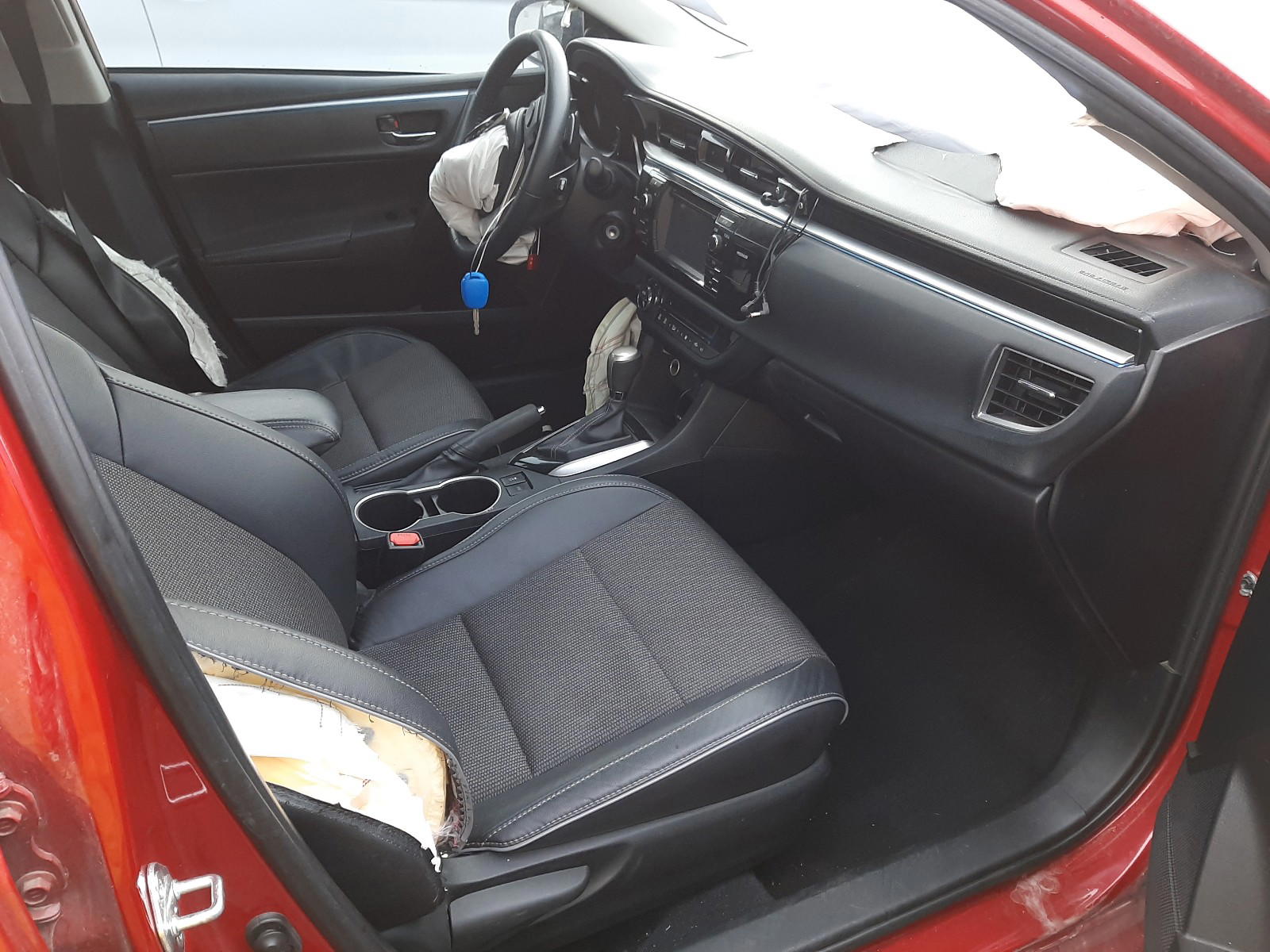 Photo 5 from auction – 2015 TOYOTA COROLLA L with VIN 2T1BURHE6FC313263