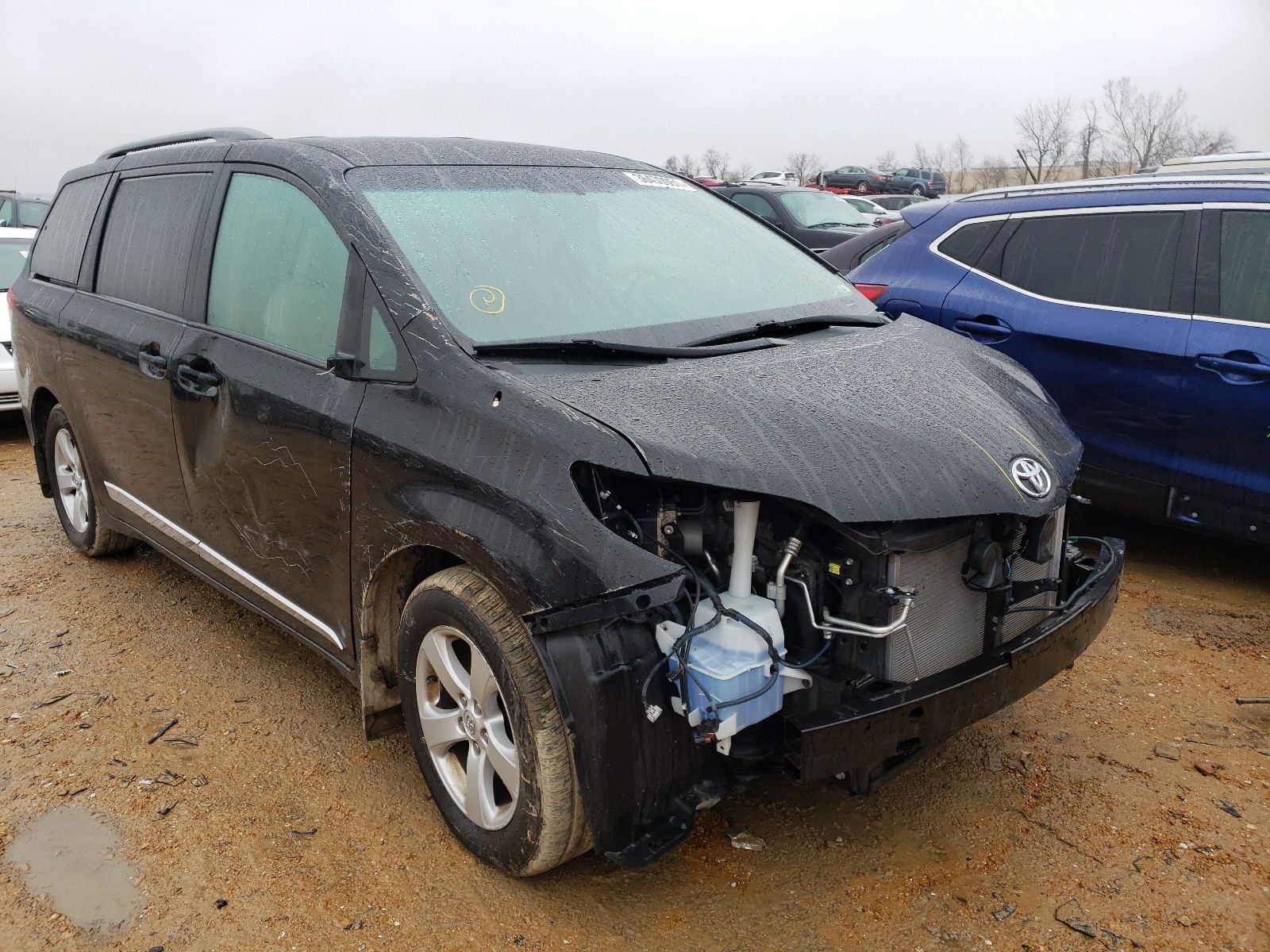 TOYOTA SIENNA LE 2014 with VIN 5TDKK3DC9ES526382 - Photo from auction