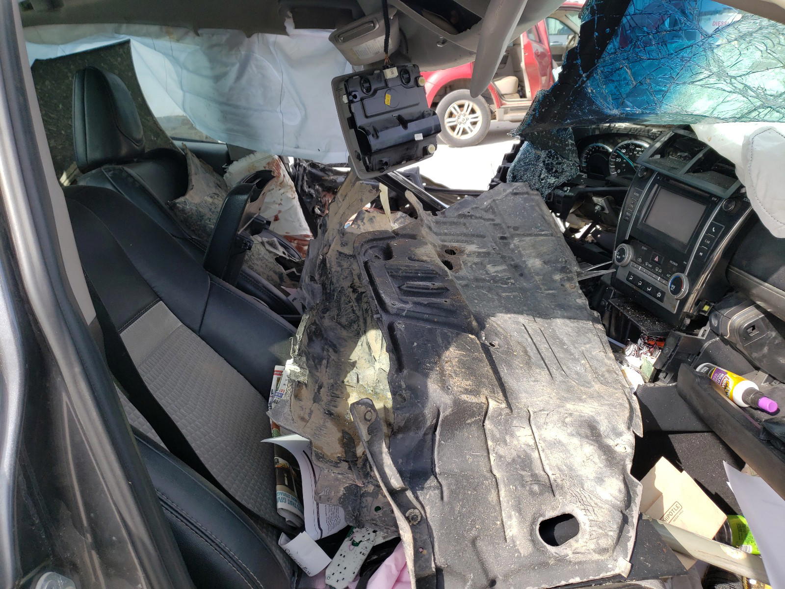 Photo 5 from auction – 2012 TOYOTA CAMRY BASE with VIN 4T1BF1FKXCU605366