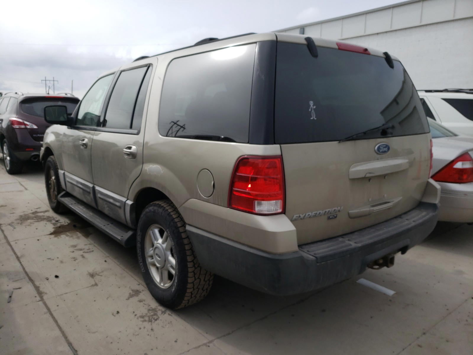 Photo 3 from auction – 2004 FORD EXPEDITION with VIN 1FMPU16L44LA50619