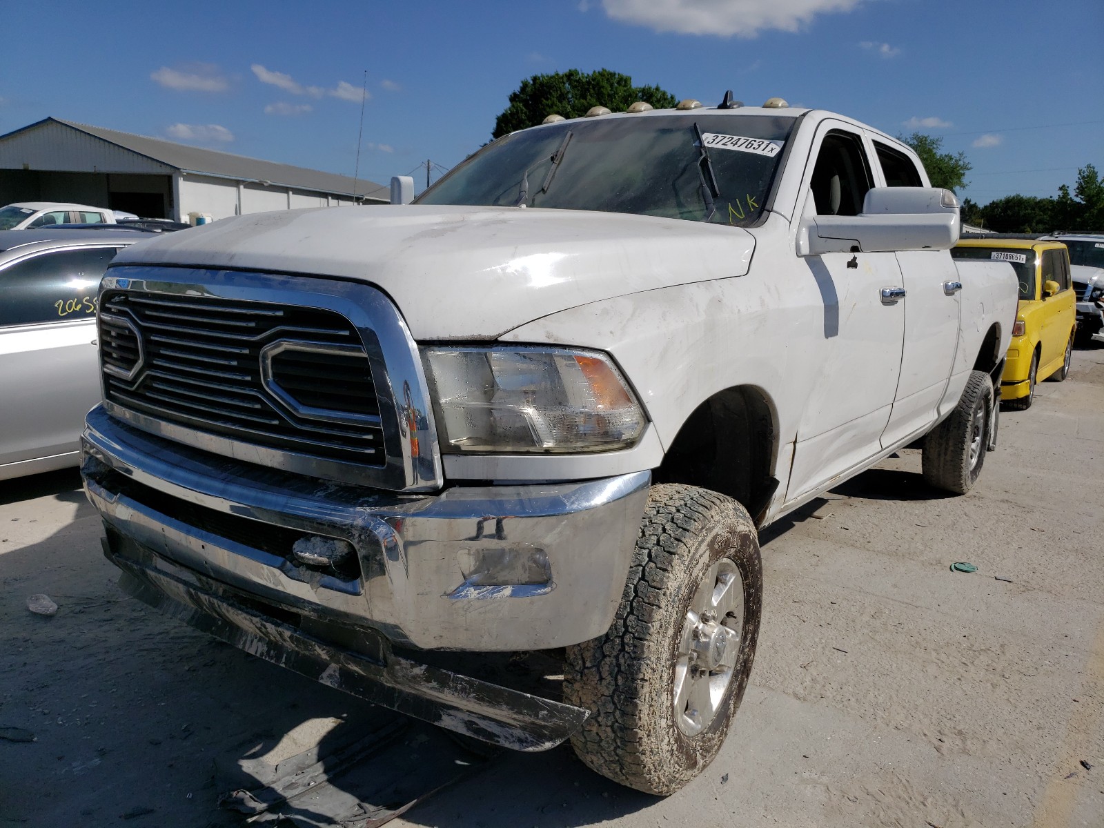 Photo 2 from auction – 2014 RAM 2500 SLT with VIN 3C6UR5DLXEG296275