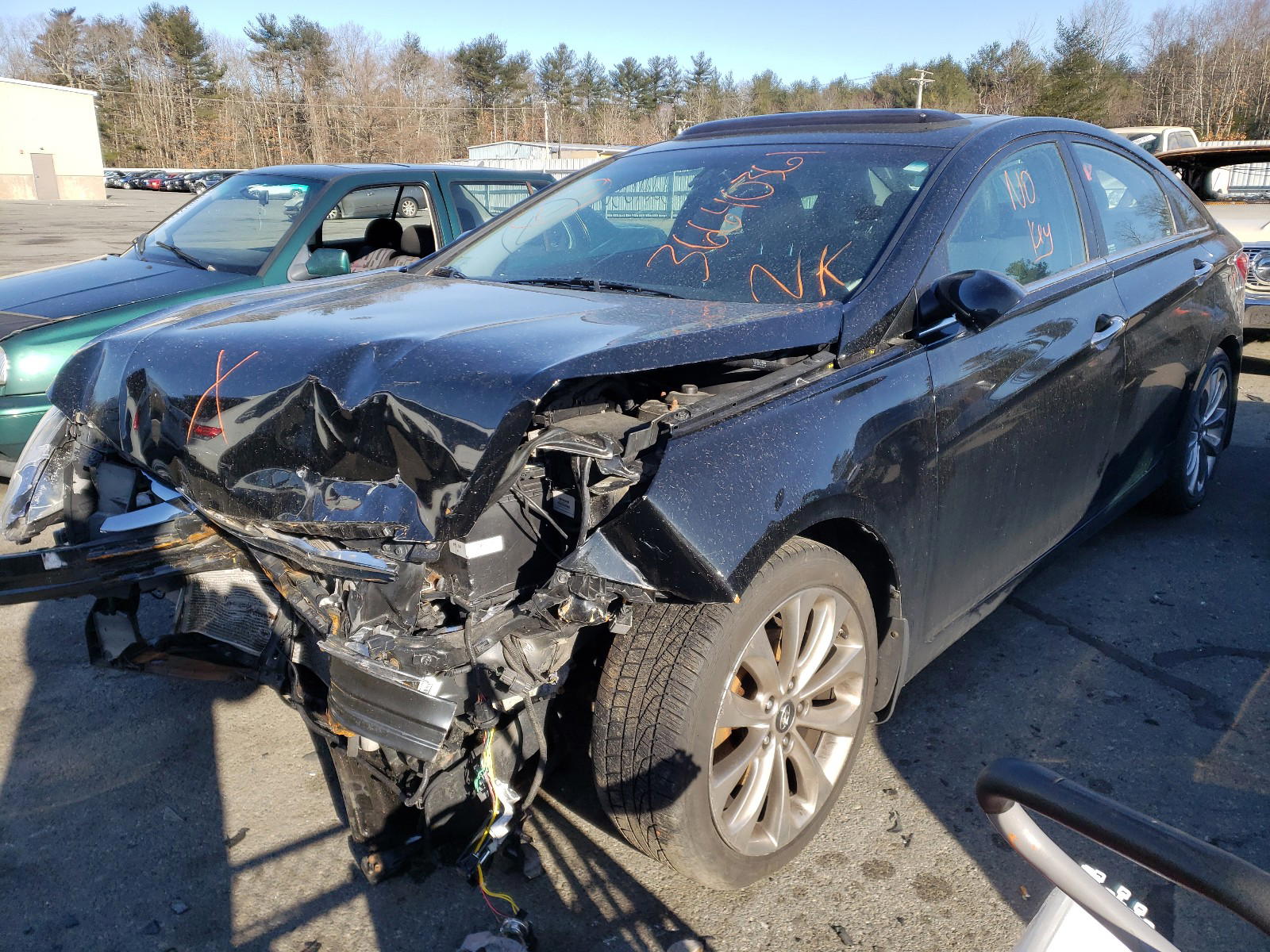 Photo 2 from auction – 2012 HYUNDAI SONATA SE with VIN 5NPEC4AC7CH387490