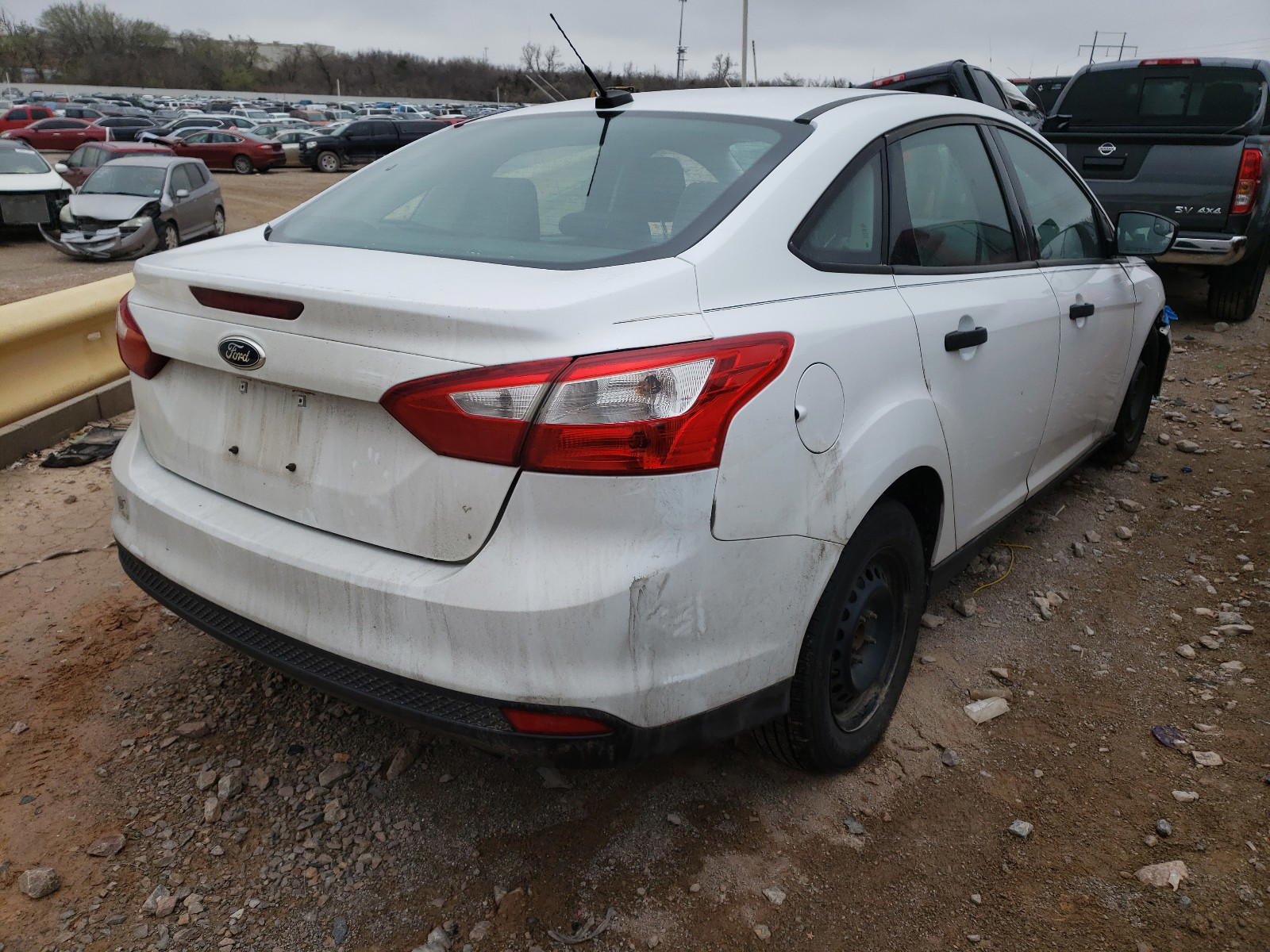 Photo 4 from auction – 2012 FORD FOCUS S with VIN 1FAHP3E24CL250232