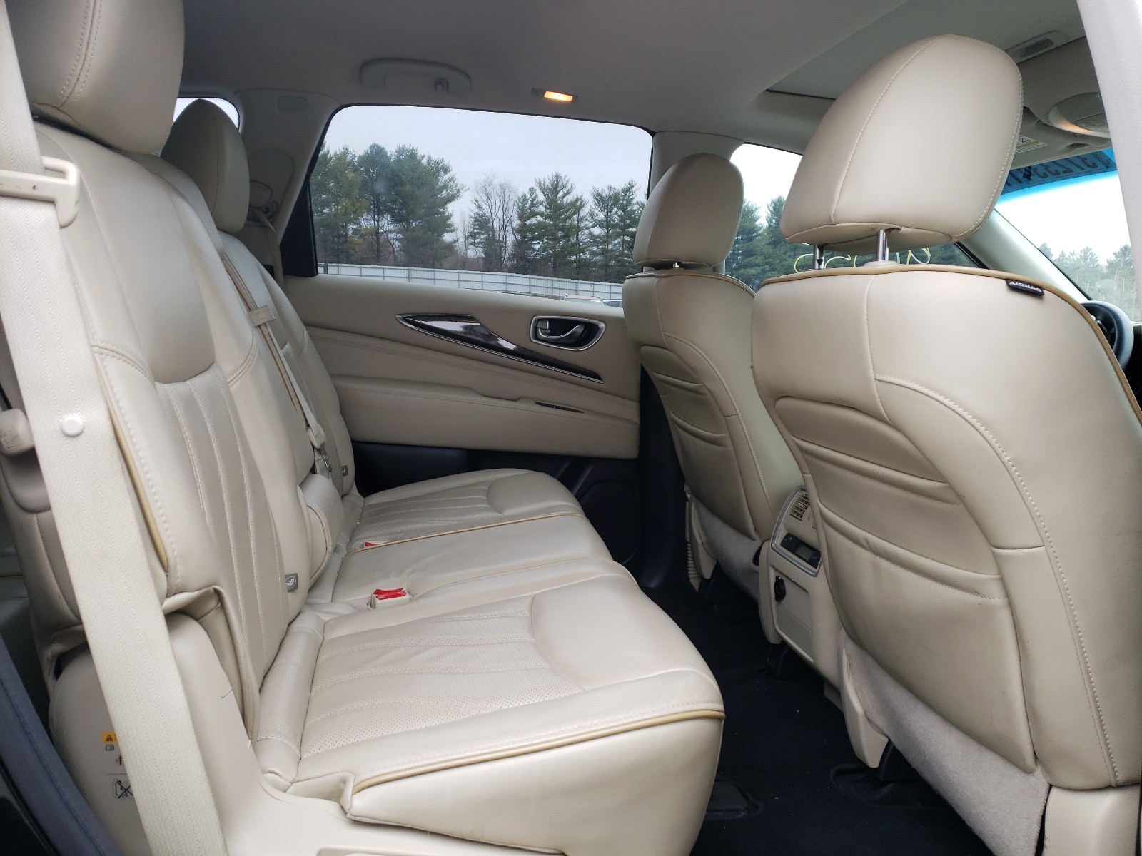 Photo 6 from auction – 2015 INFINITI QX60 with VIN 5N1AL0MN5FC500207