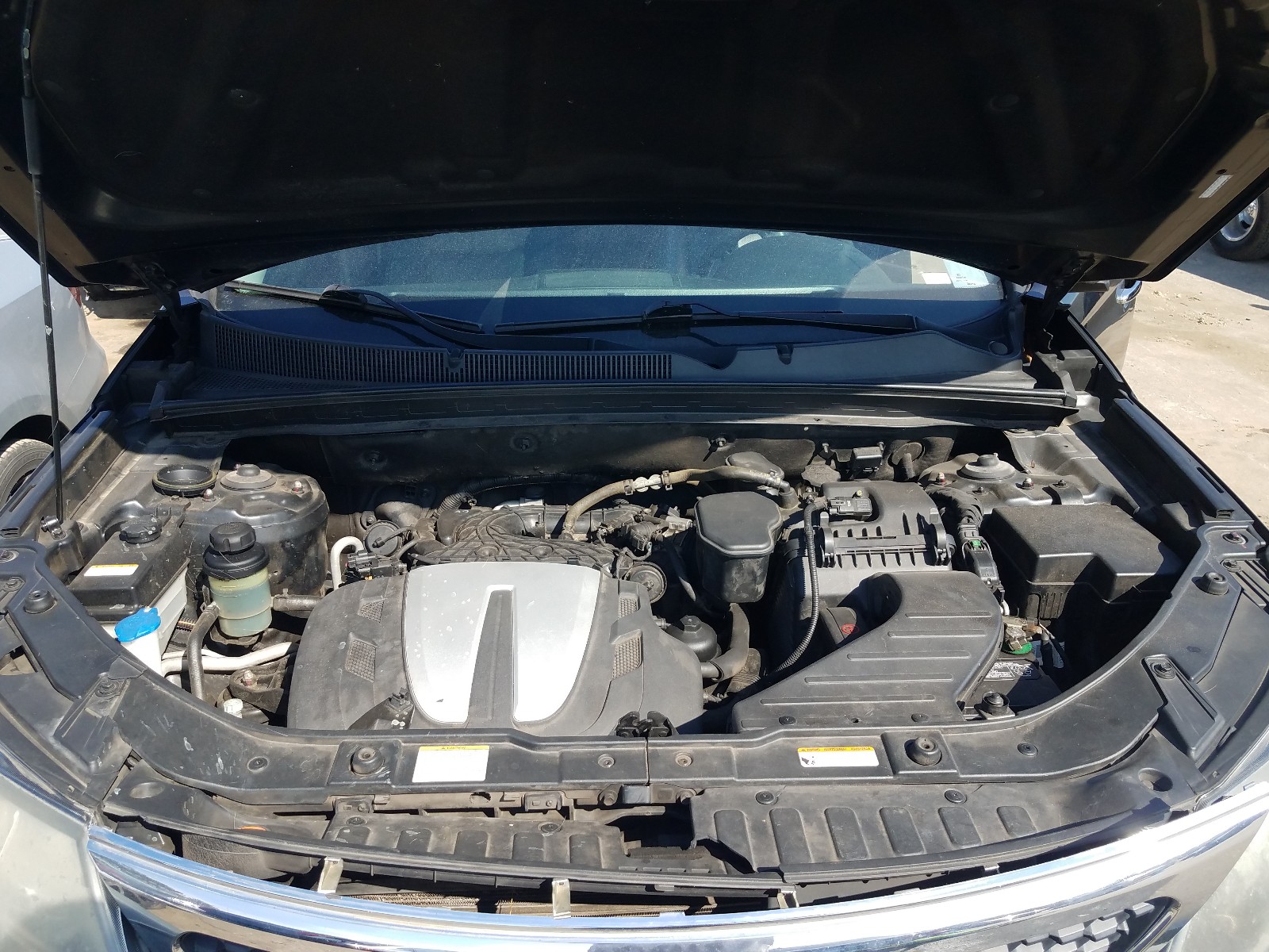 Photo 7 from auction – 2011 KIA SORENTO EX with VIN 5XYKU4A27BG004936