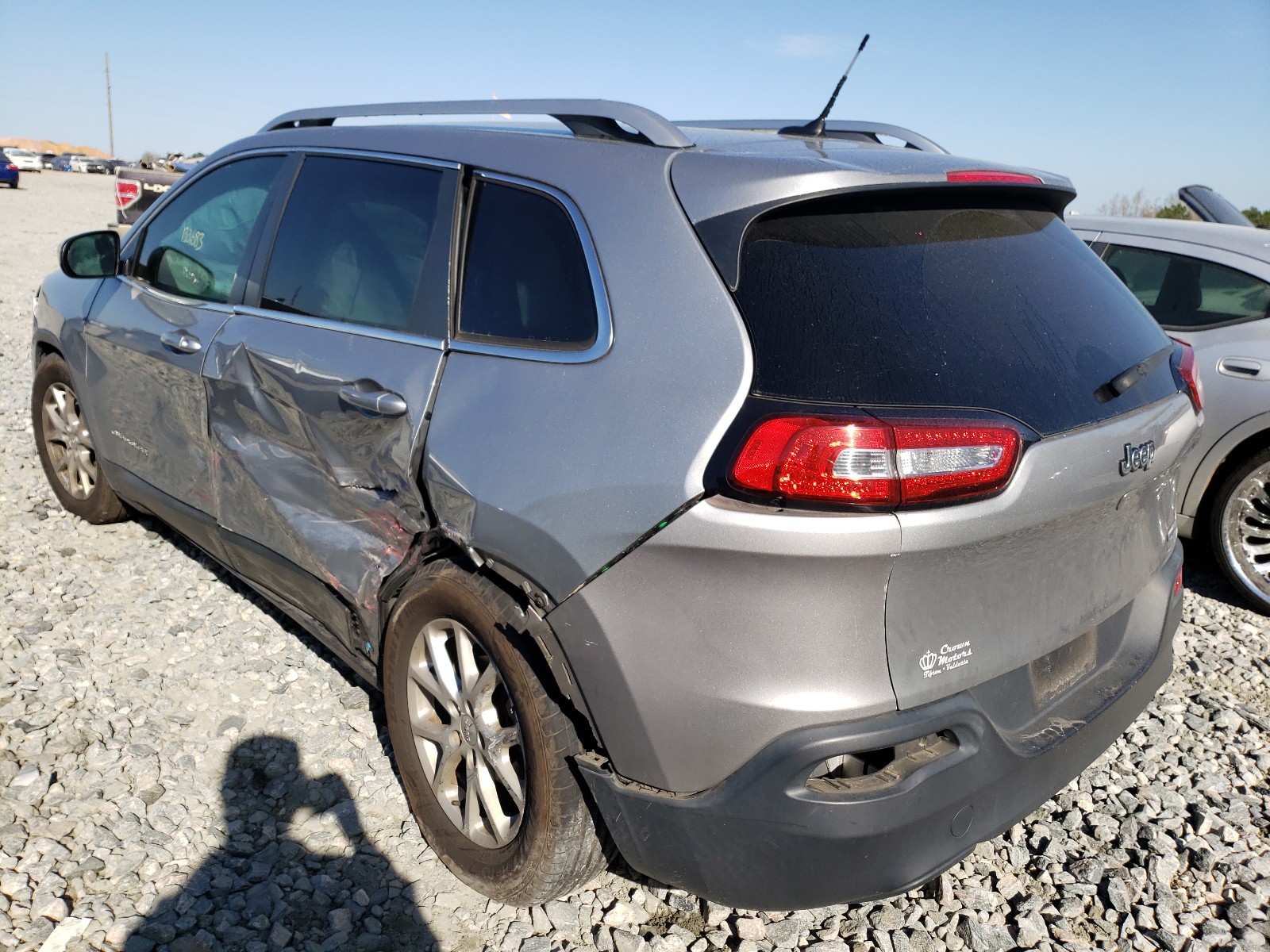 Photo 3 from auction – 2014 JEEP CHEROKEE L with VIN 1C4PJLCB8EW256465