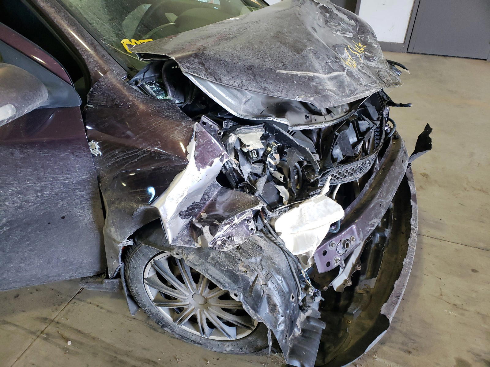 Photo 9 from auction – 2011 TOYOTA SCION XD with VIN JTKKU4B40B1010621