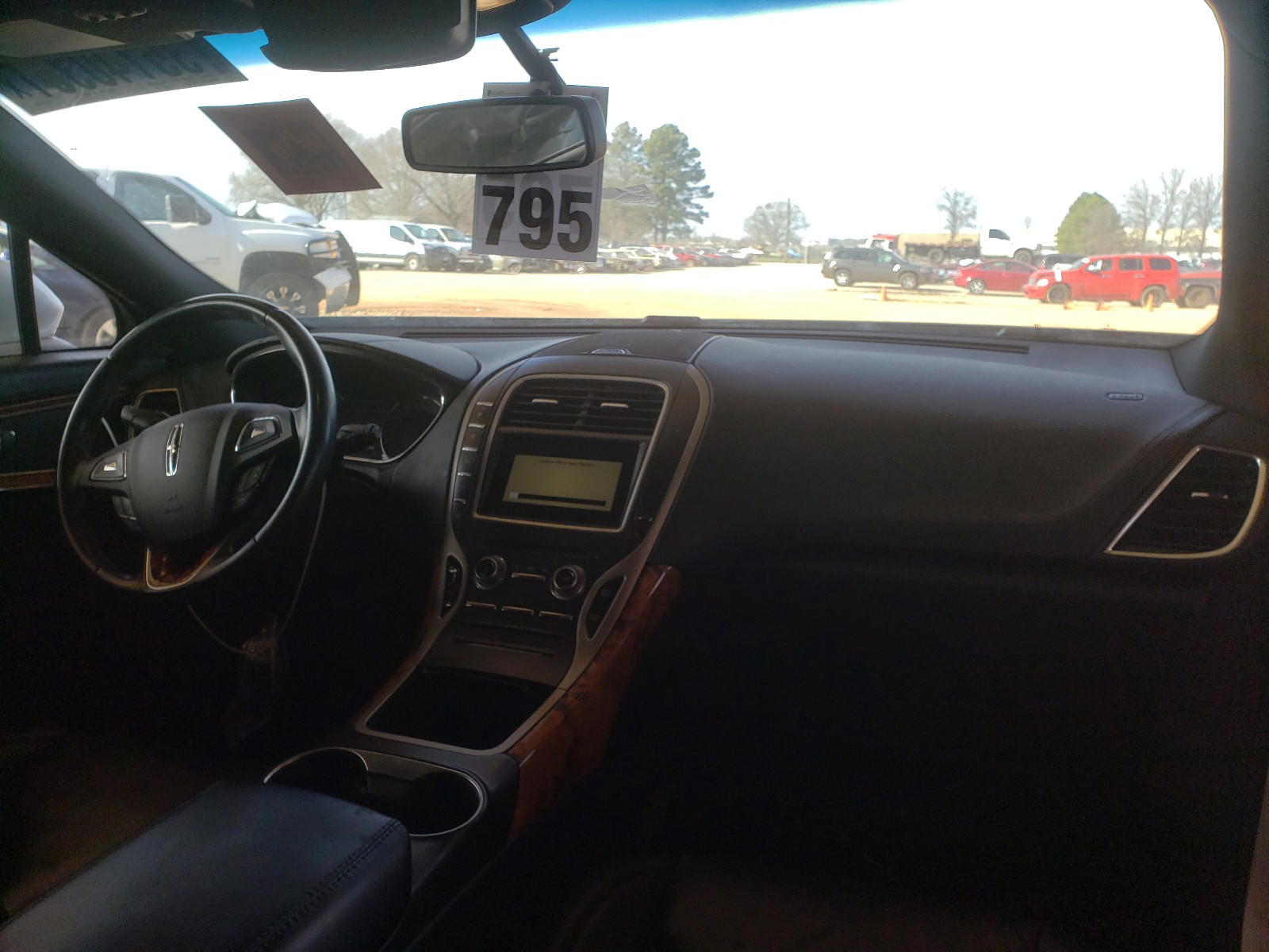 Photo 9 from auction – 2016 LINCOLN MKX SELECT with VIN 2LMTJ6KR5GBL47499