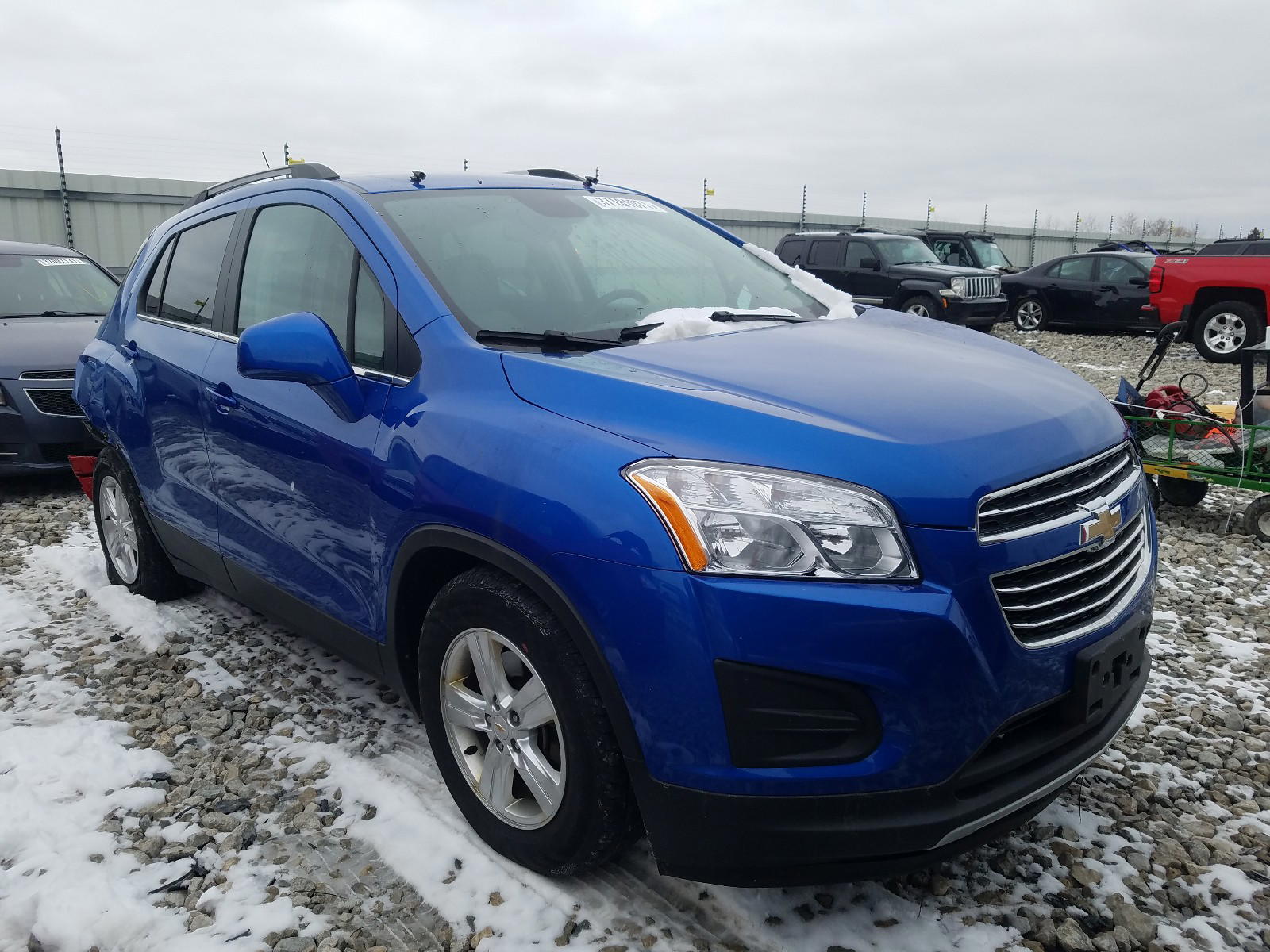 CHEVROLET TRAX 1LT 2015 with VIN KL7CJLSB8FB102375 - Photo from auction