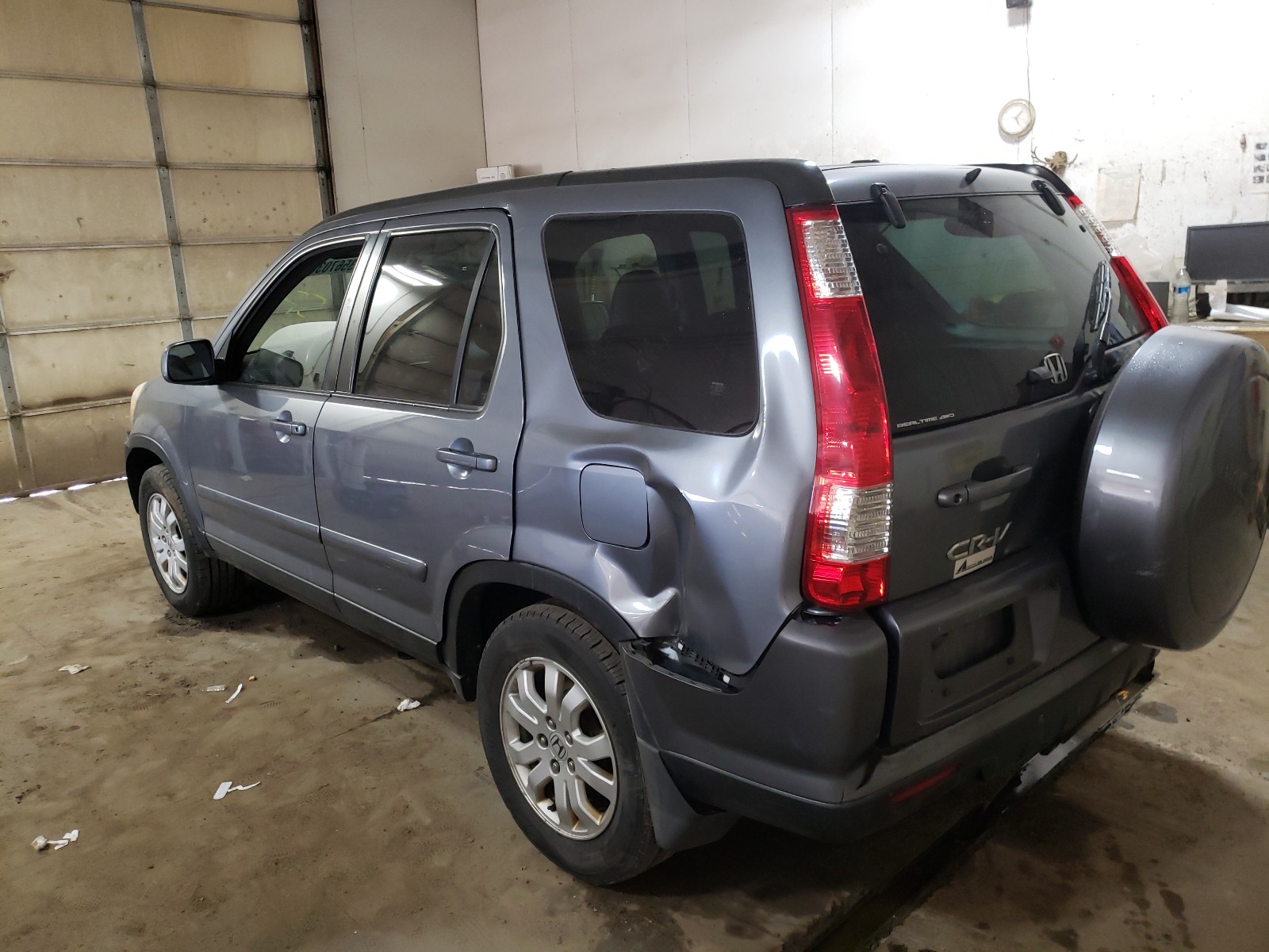 Photo 3 from auction – 2005 HONDA CR-V SE with VIN JHLRD78965C004859